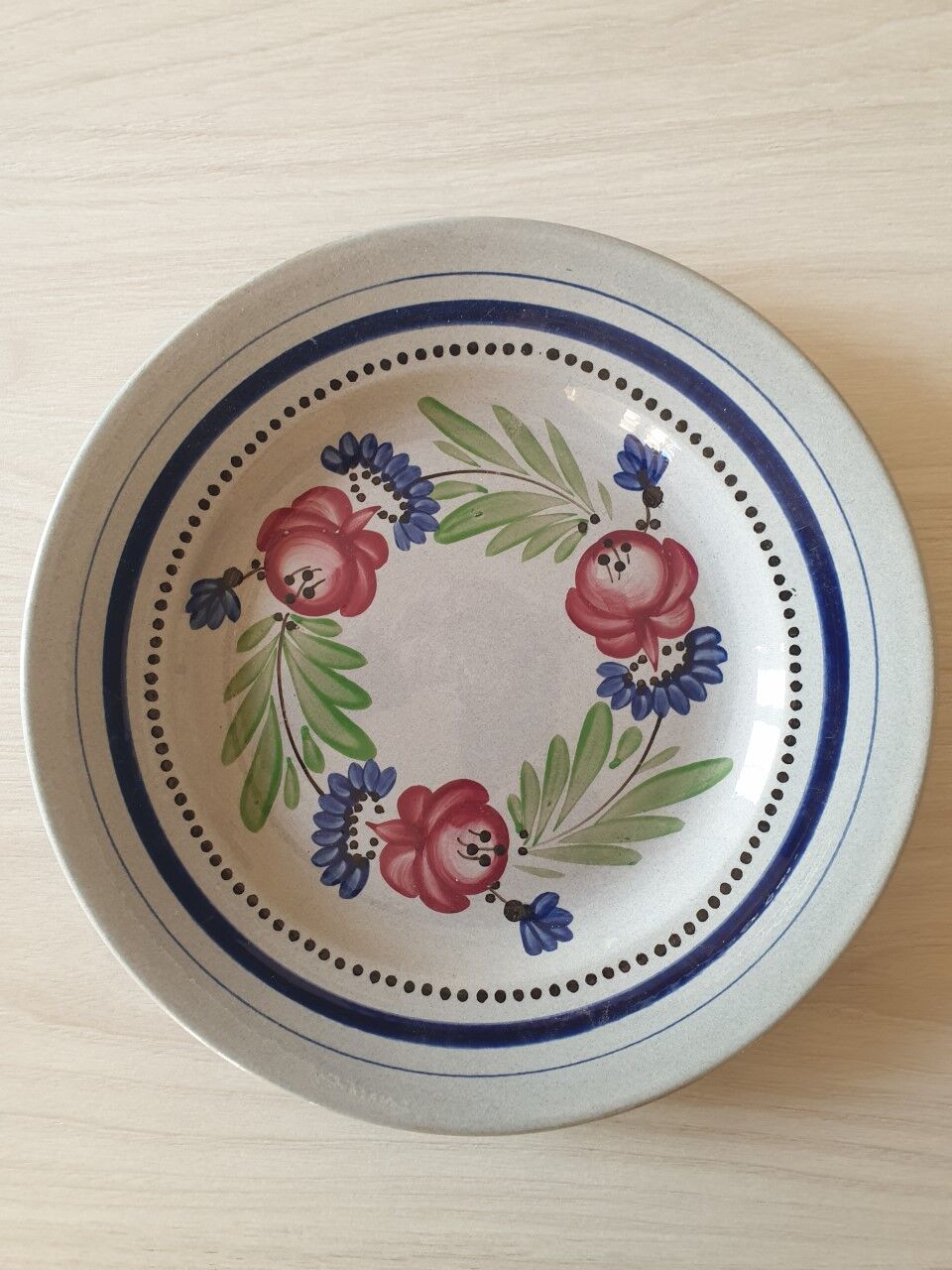Large round dish Sarreguemines