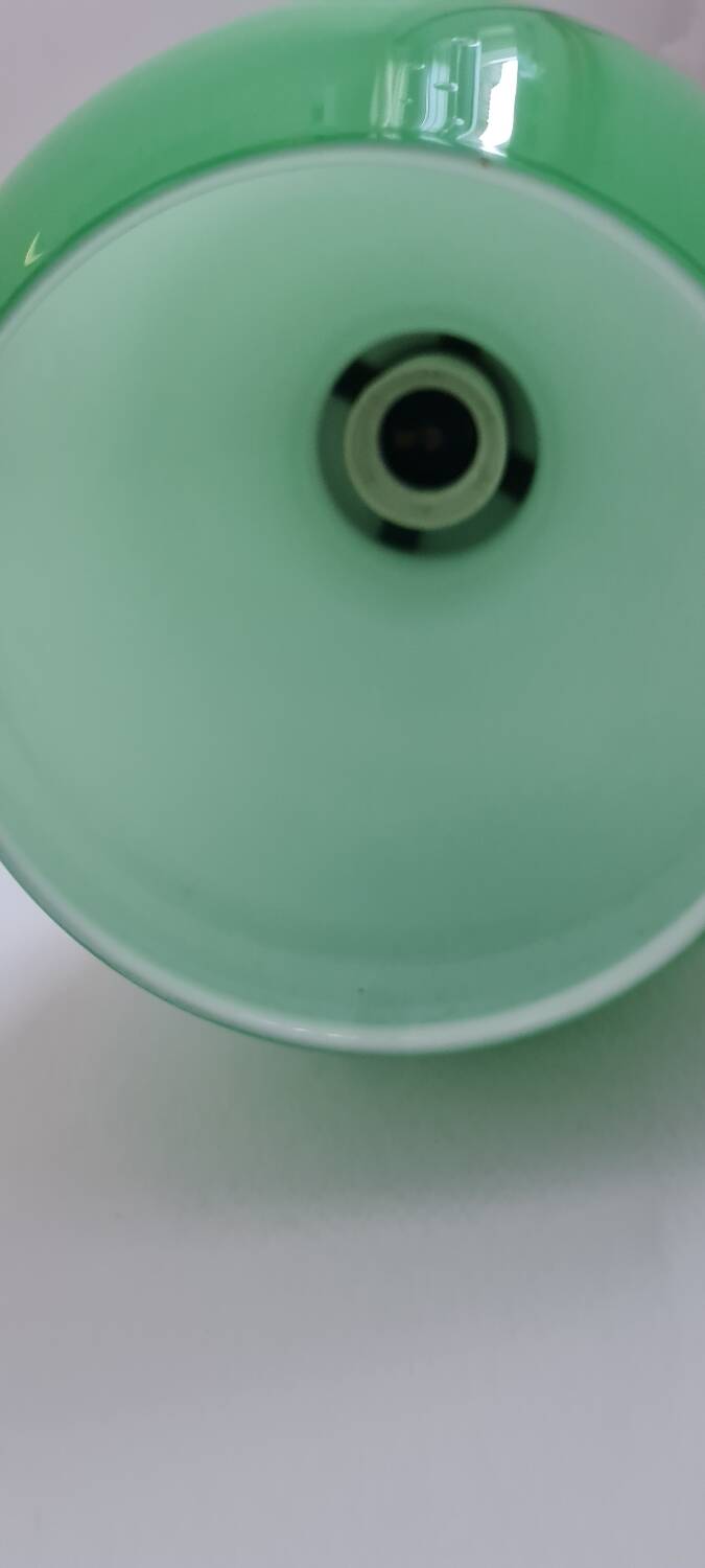 Baladeuse scandinave en verre opalin