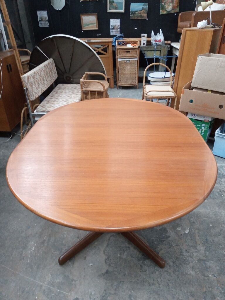 Table Roche Bobois teck ovale