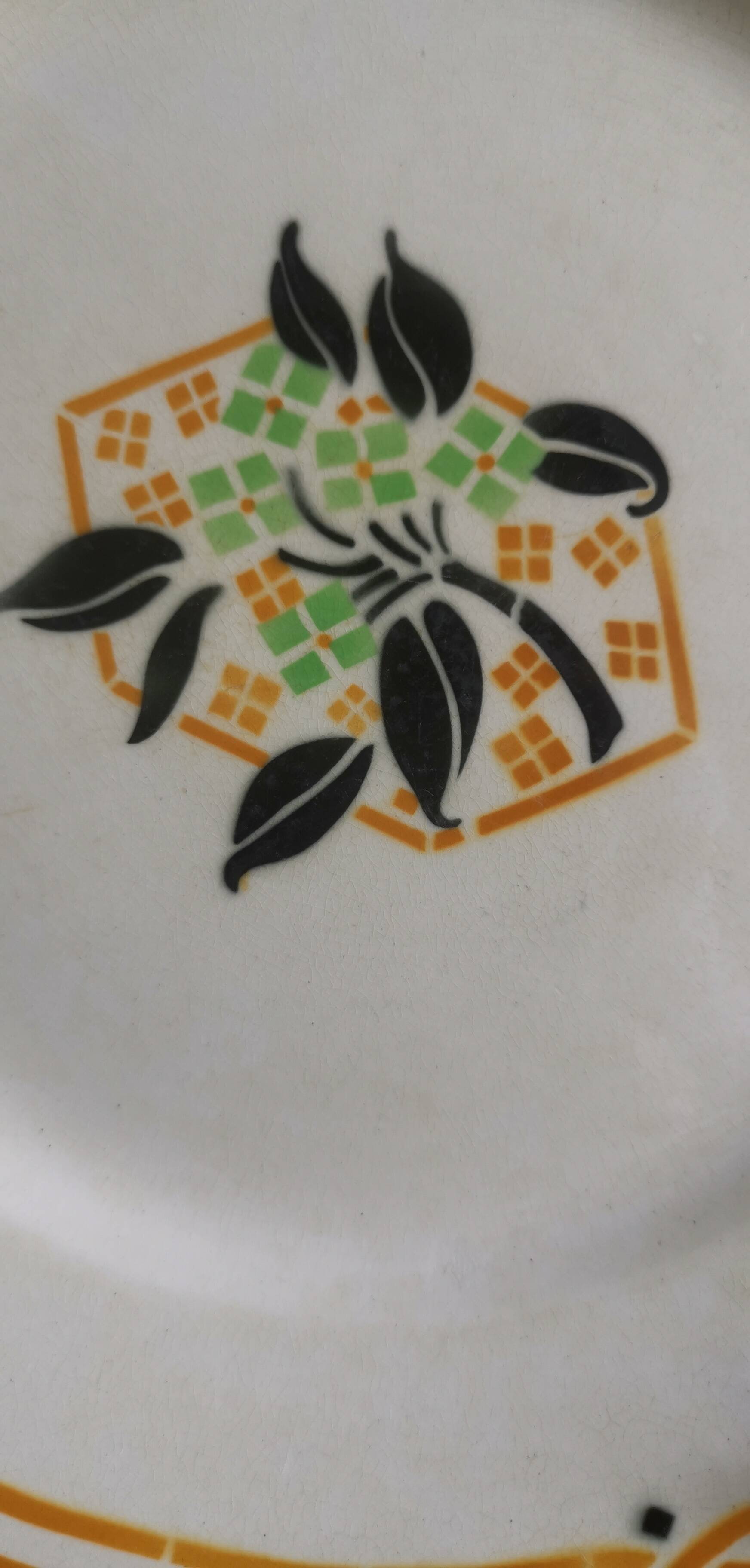 Flat plate old tunis floral porcelain HB French antique