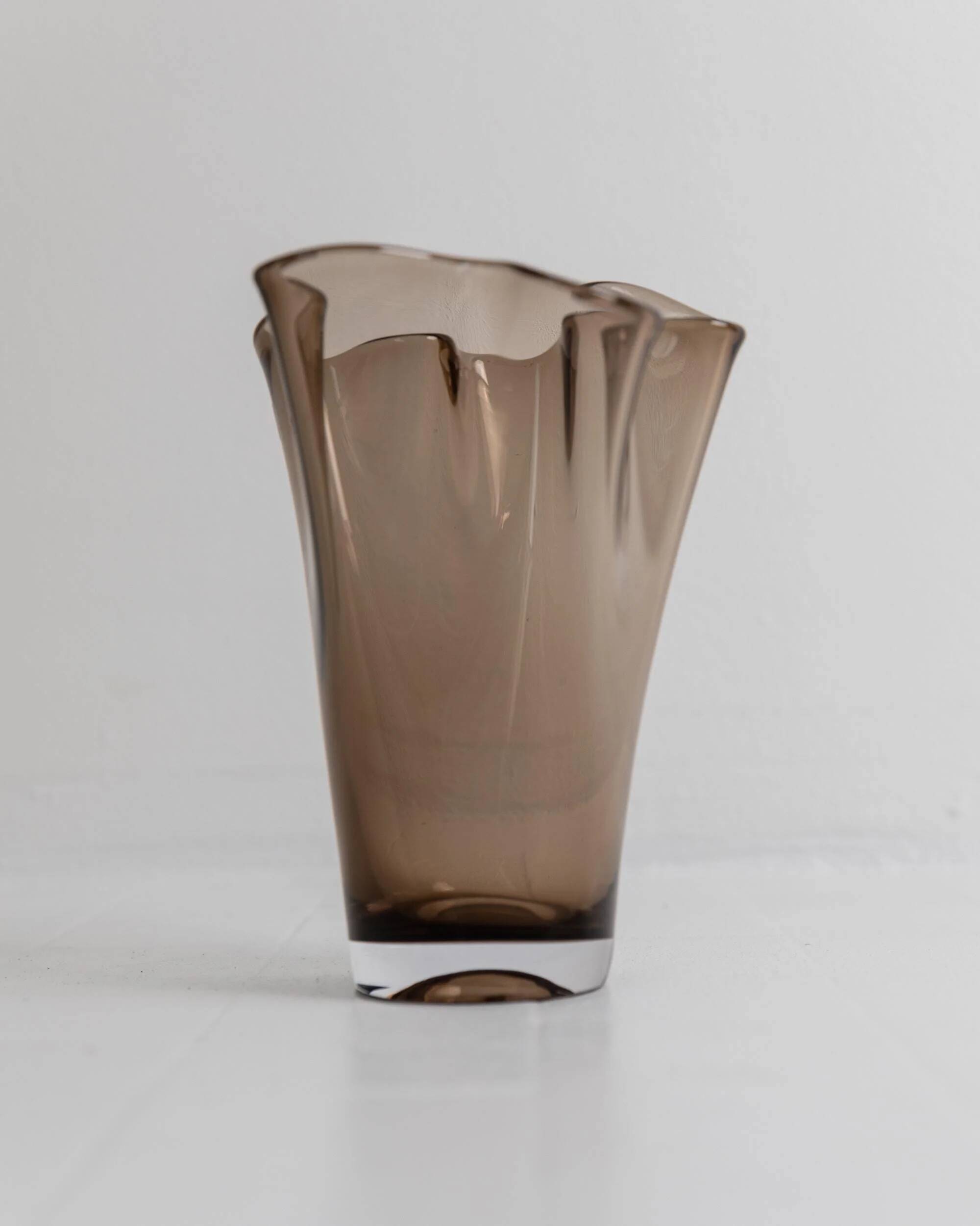 Vintage Murano glass vase from the 1980s, smoky brown, organically wavy shape.