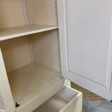 2-door cabinet
