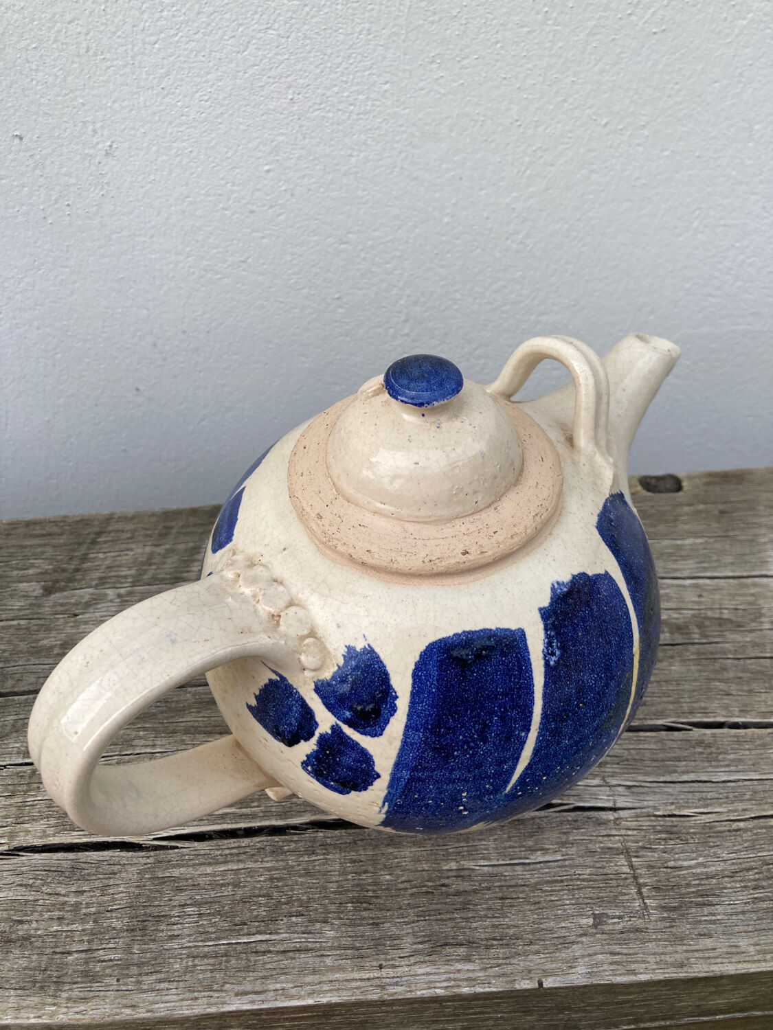 Teapot in blue and beige Japanese stoneware