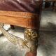 Pair de feuteils en cuir