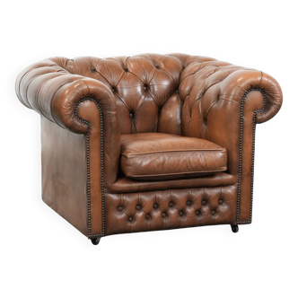 Brown cowhide leather chesterfield armchair  in English style on wheels