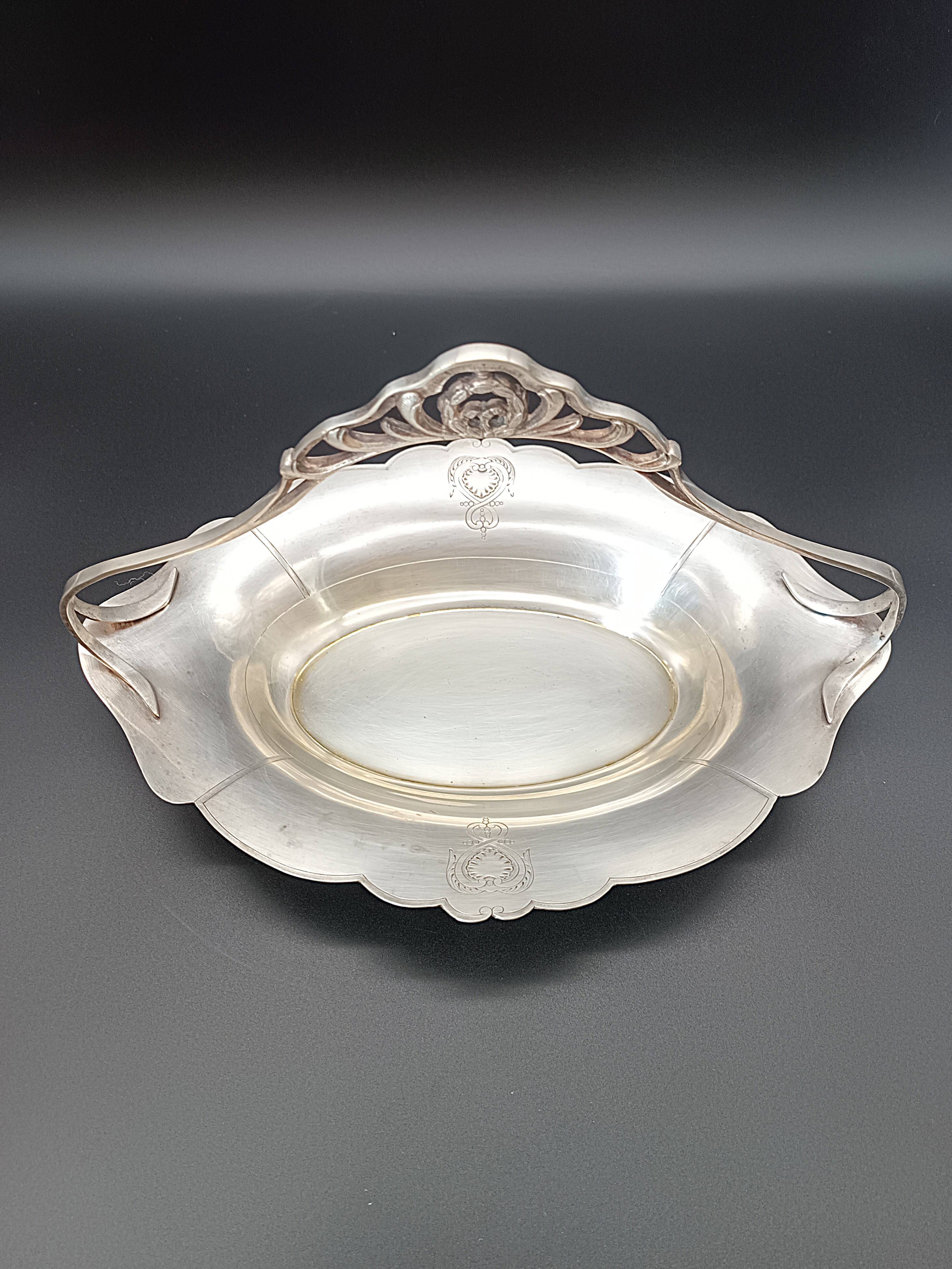 Antique silver-plated metal basket with handle, Phénix silversmith, Art Nouveau.