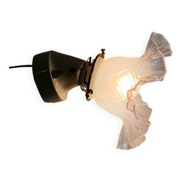 Art Nouveau wall light in porcelain and opalescent glass - early 20th century