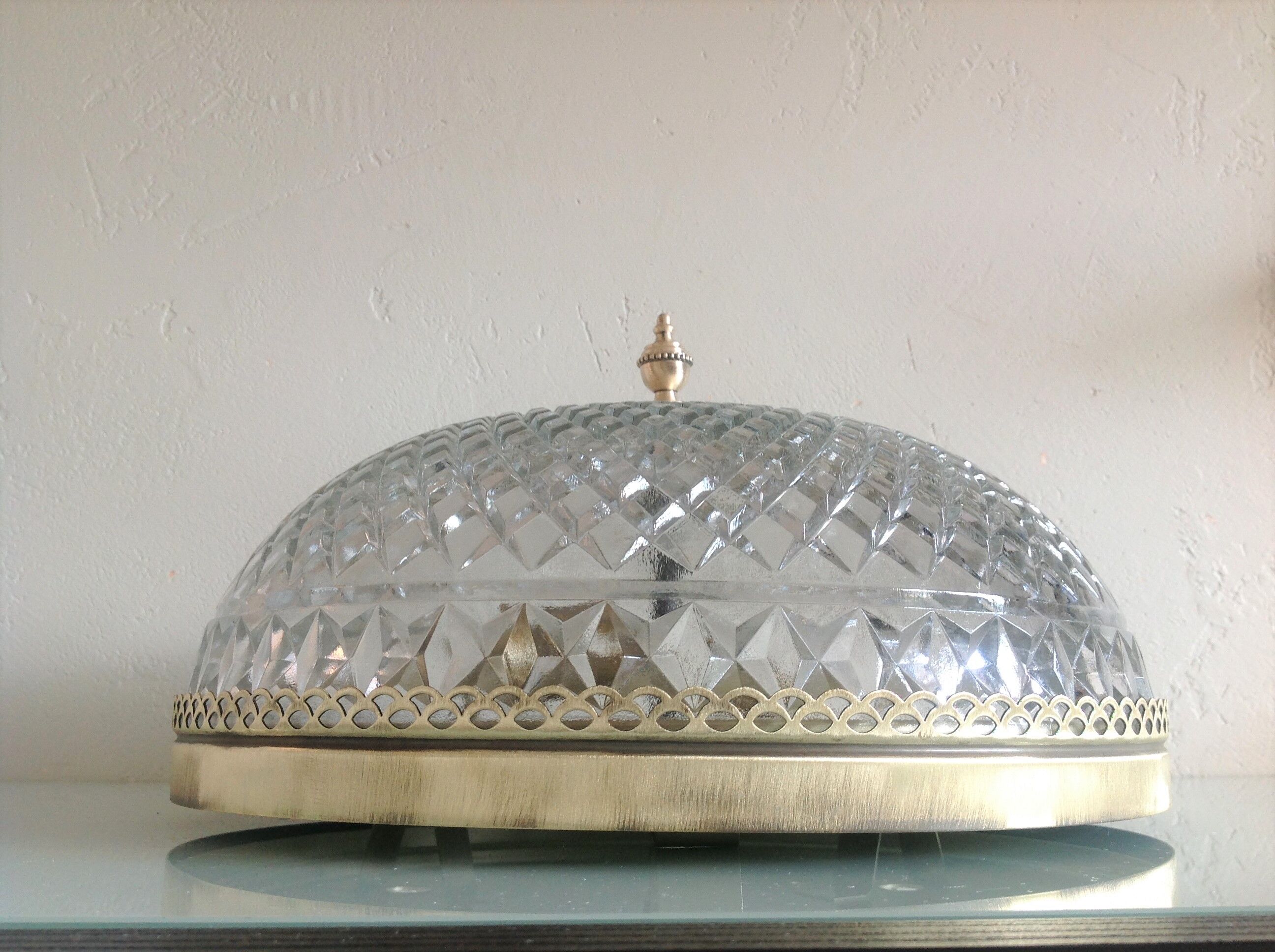 Round ceiling lamp in structured glass art deco style 30s-40s