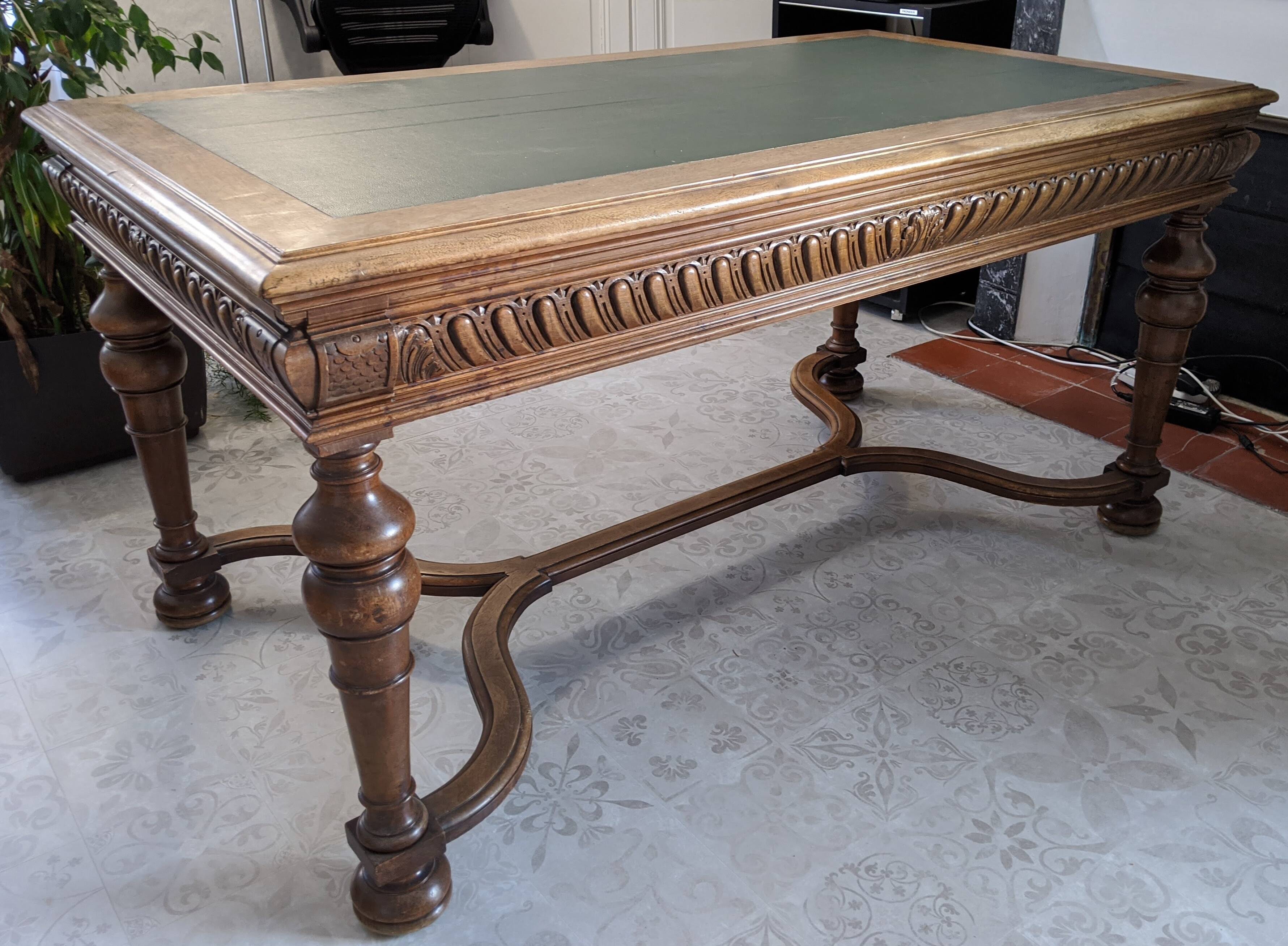 Table bureau Henri II grande dimension