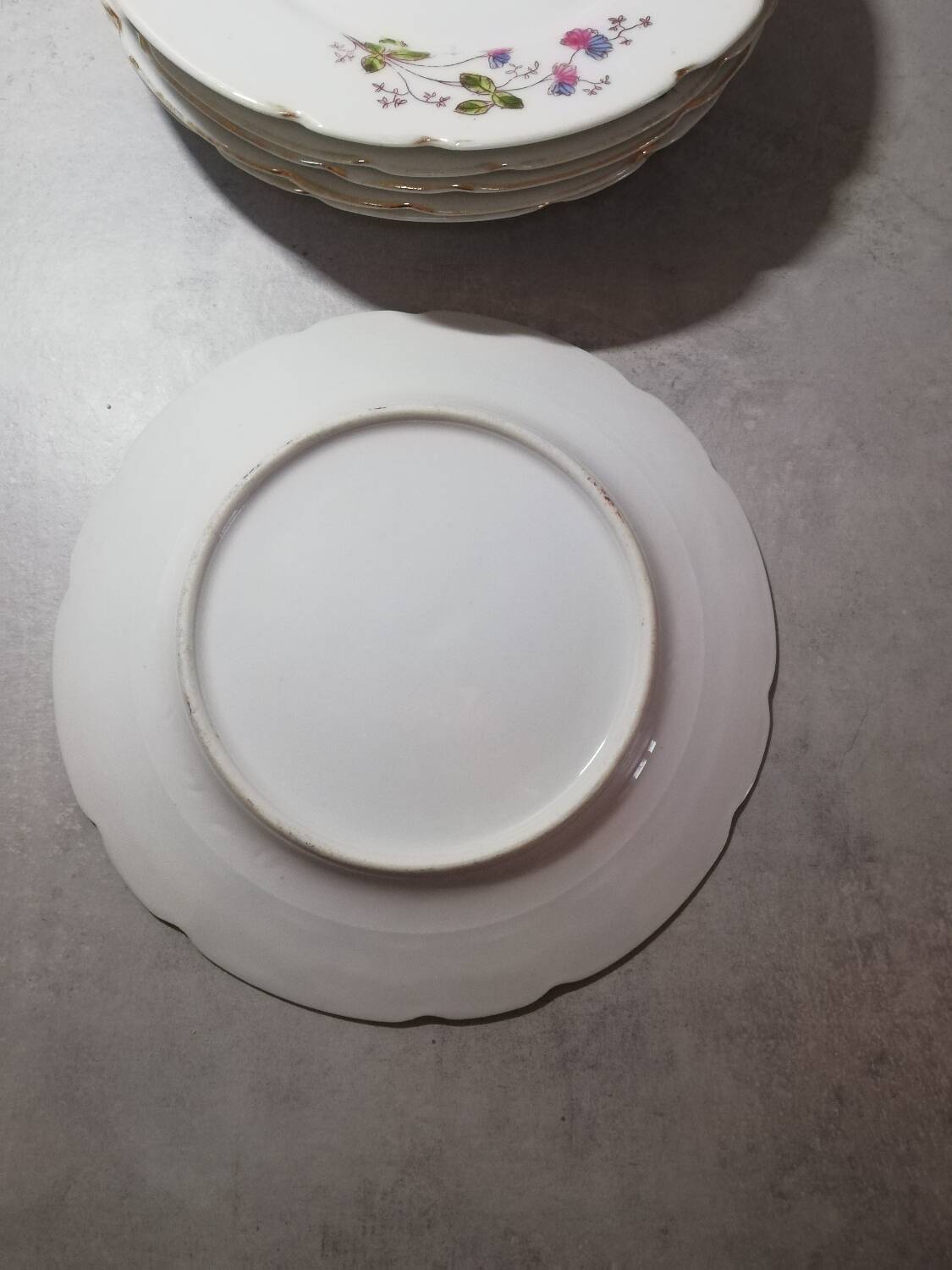 Vintage floral dessert plates