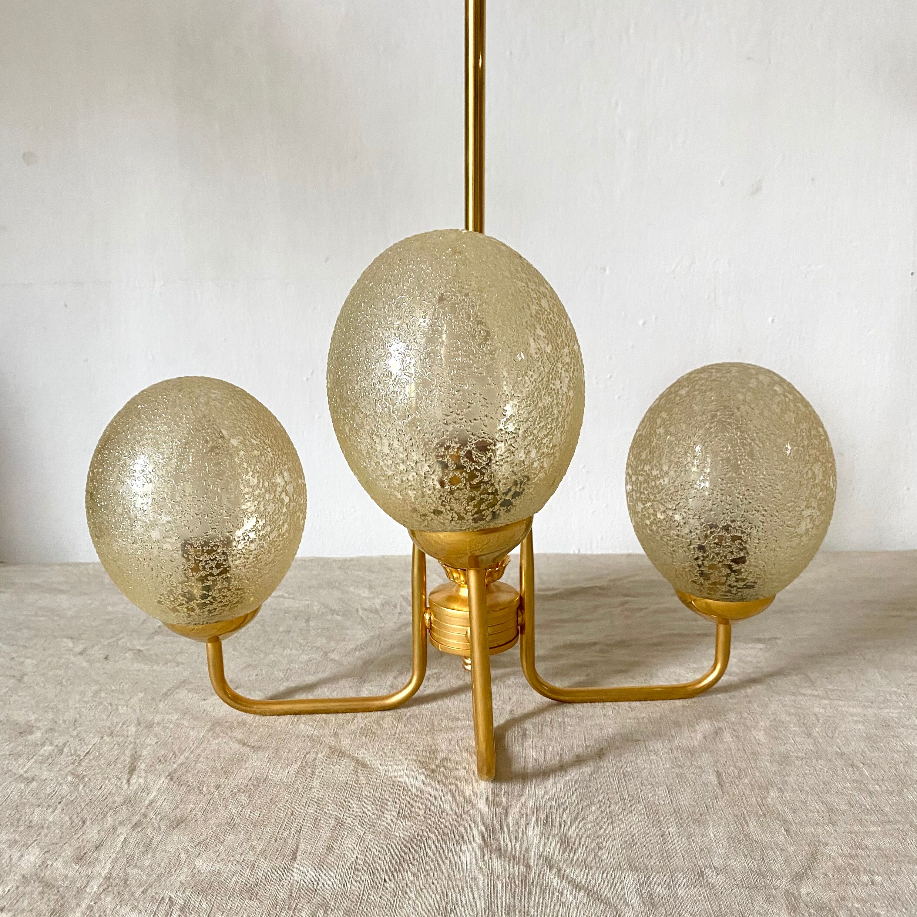 Vintage chandelier design amber globes