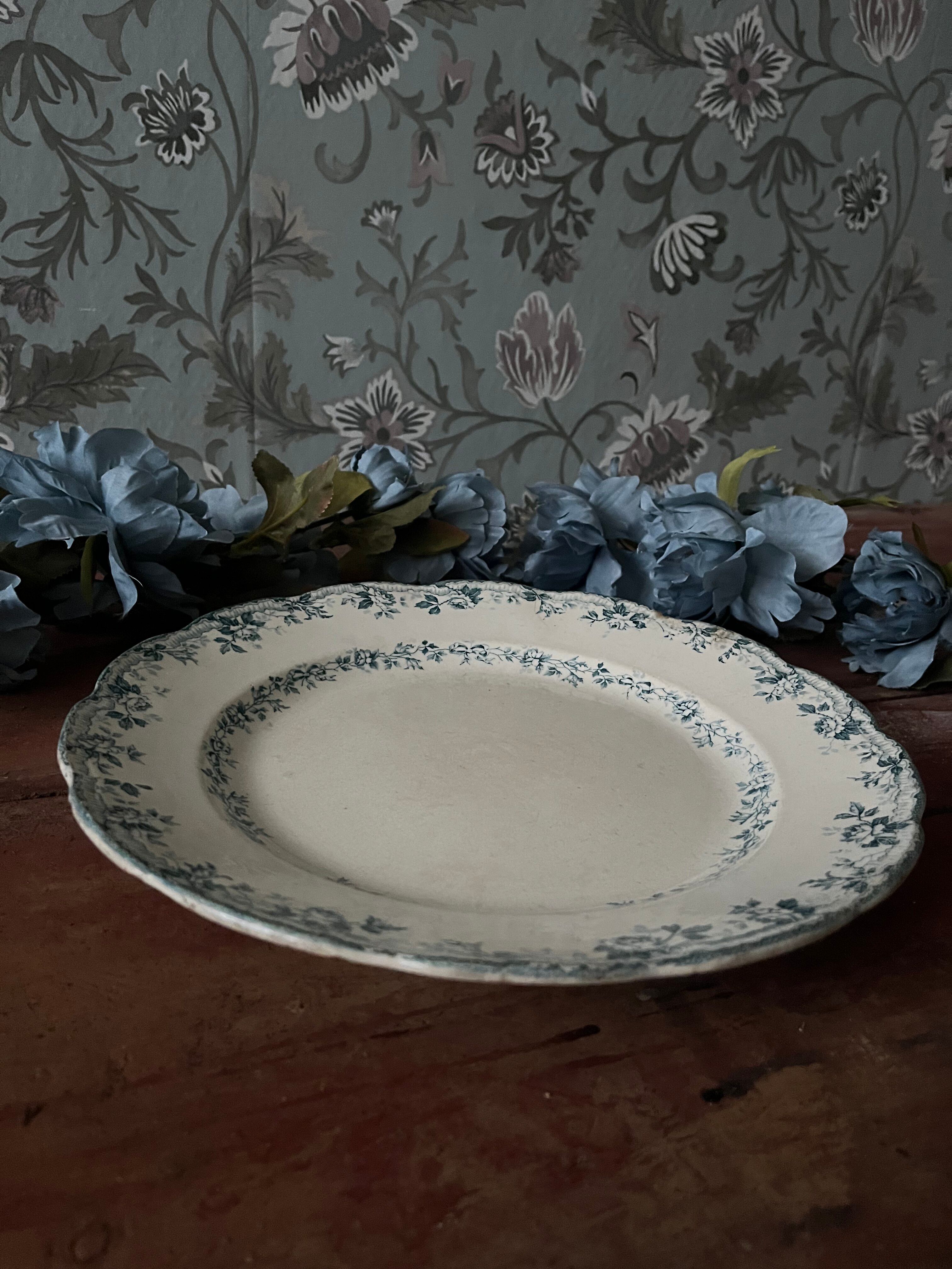 Large round ironstone dish Bourgeois