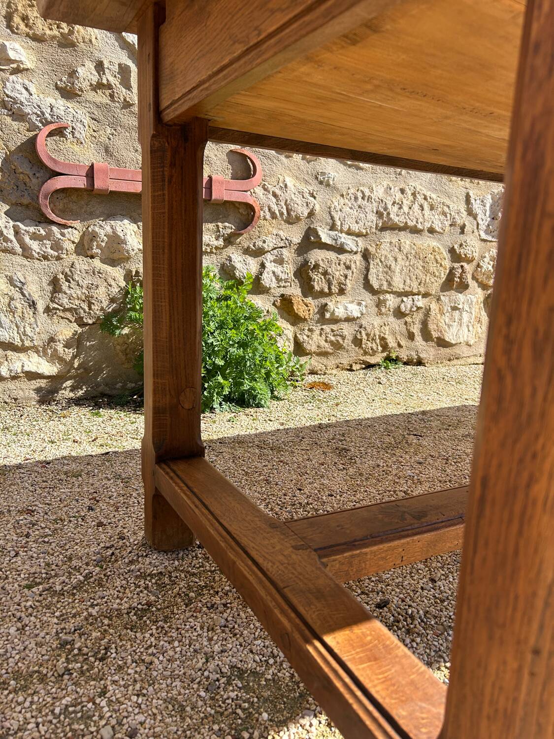 Farm table