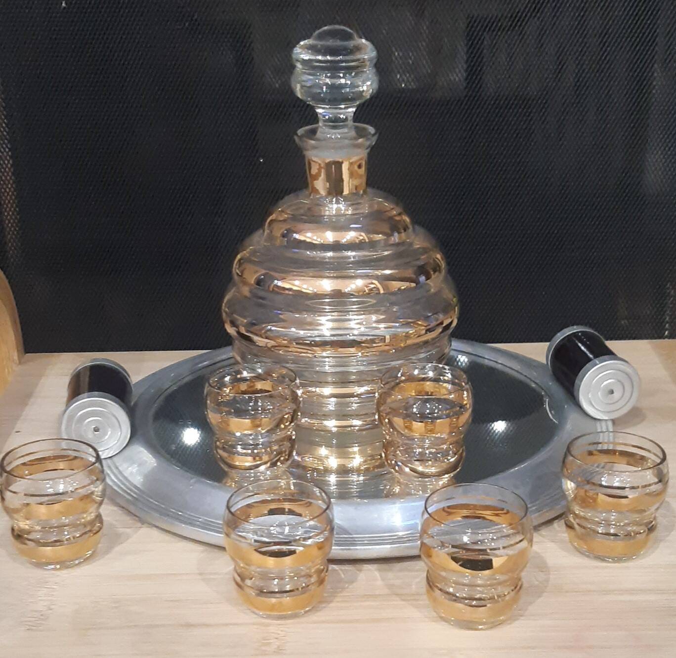 Art Deco liqueur service