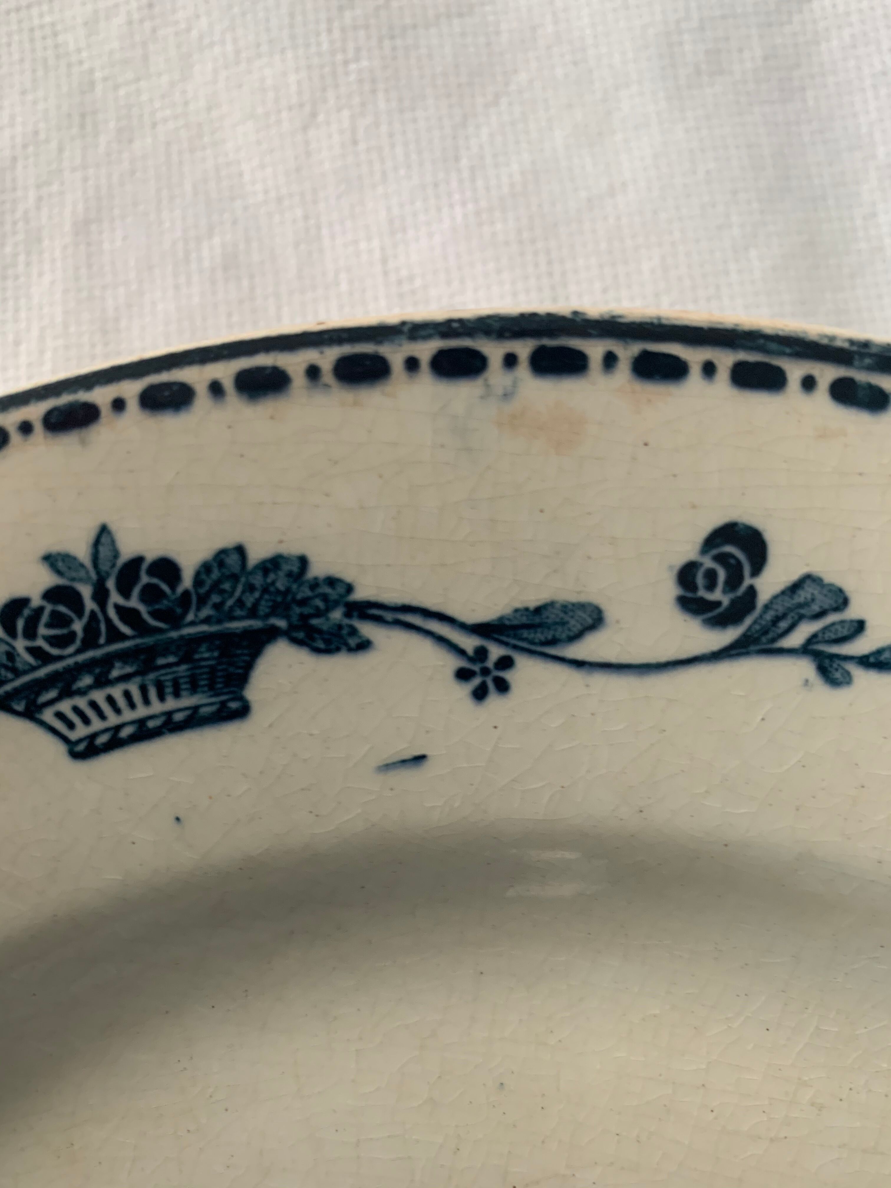 Lot of 8 flat plates and 8 hollow plates in ancient blue salins earthenware