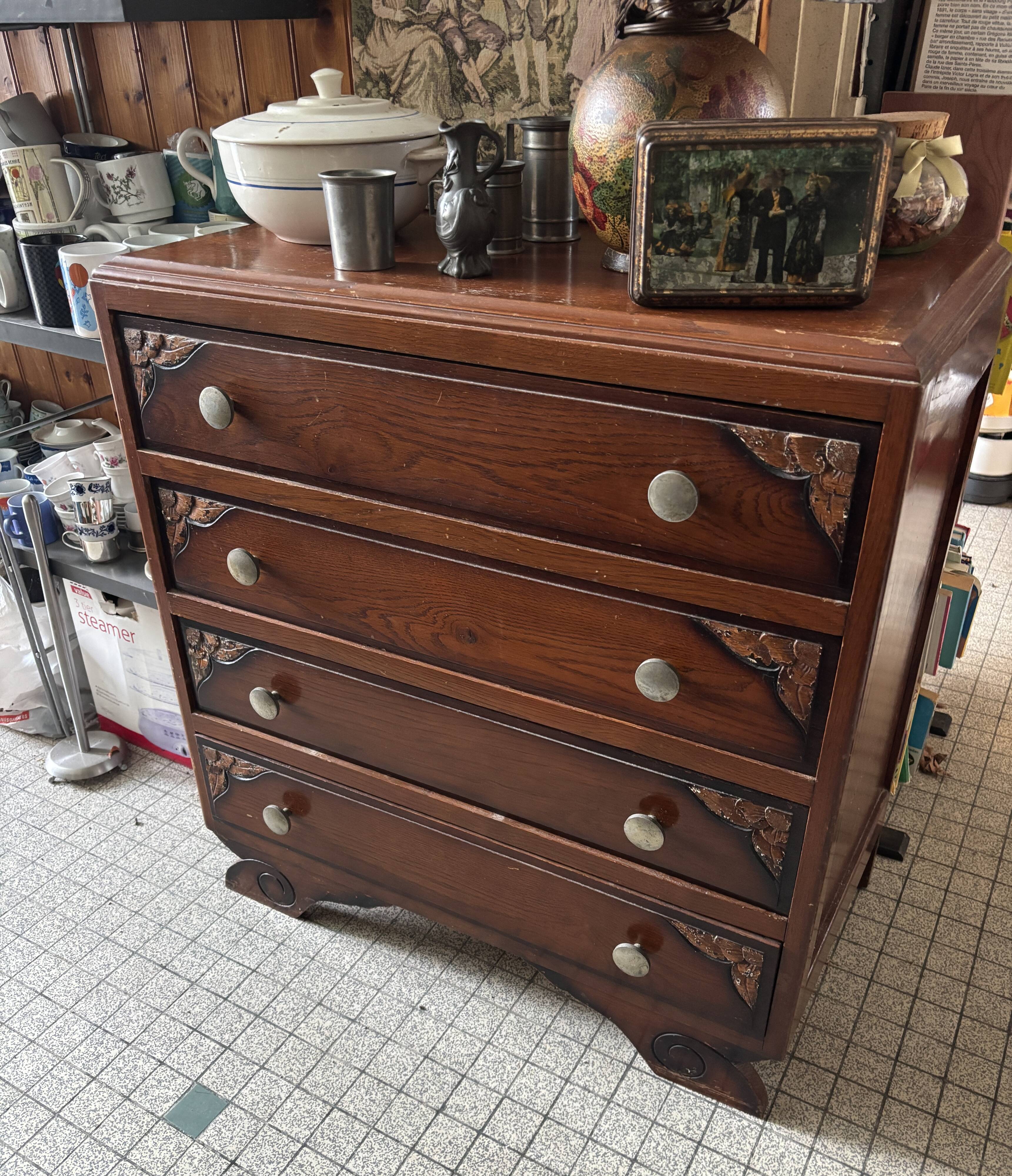 Art Deco oak chest of drawers