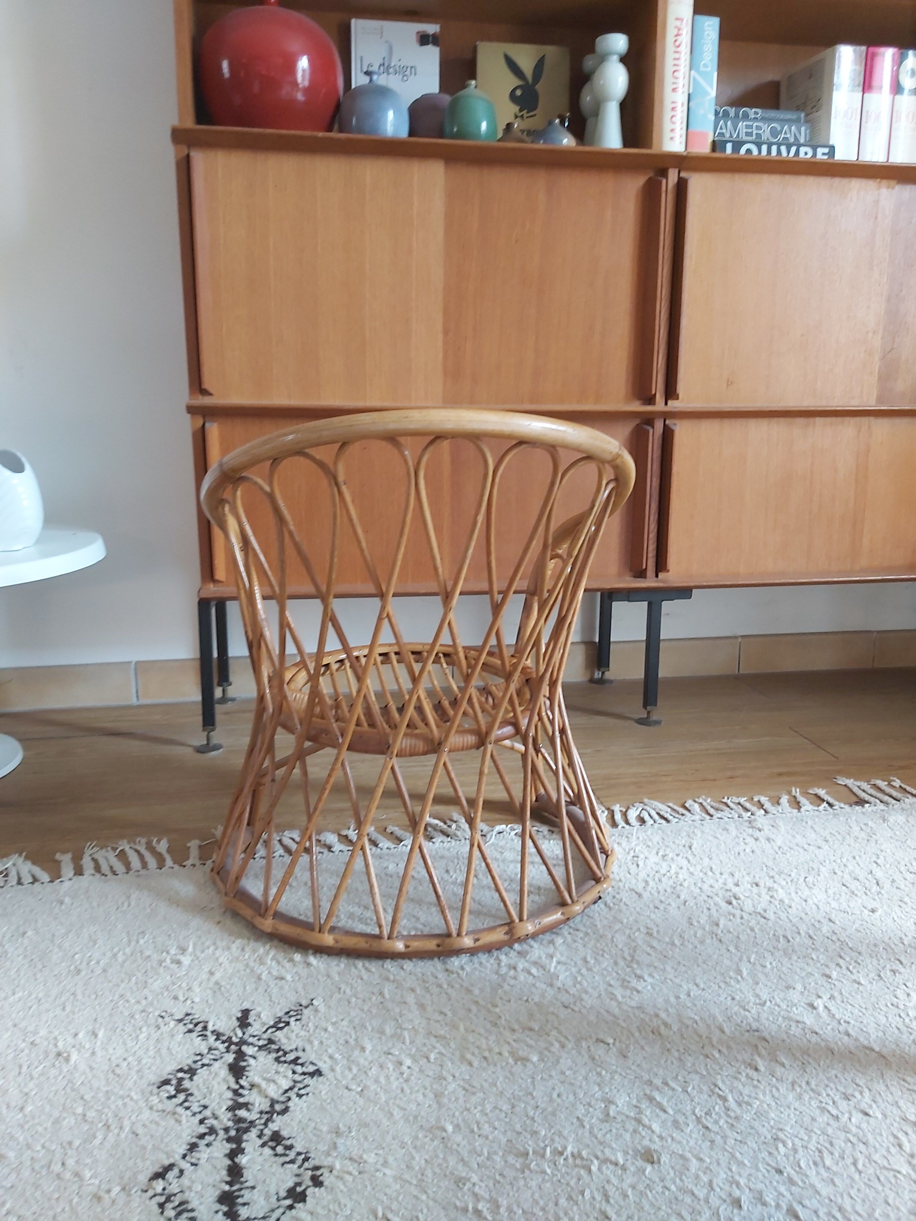 Vintage child rattan chair