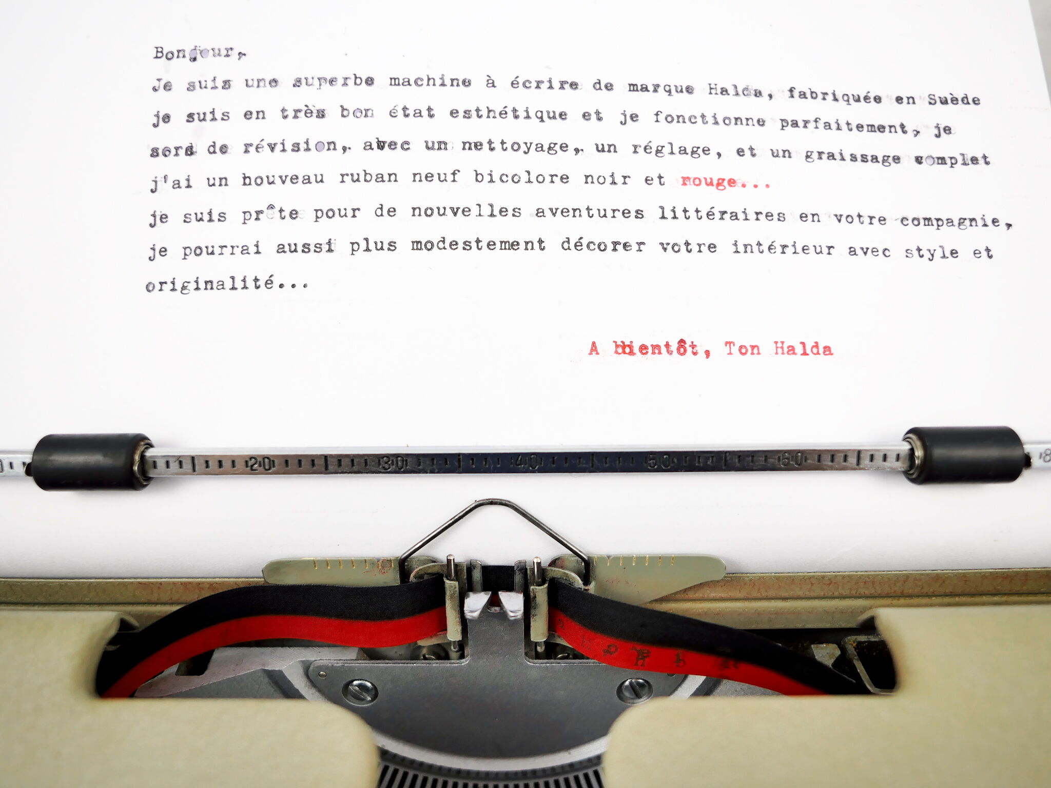 Machine à écrire Halda Kaki portable 1958 vintage