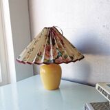 Ceramic lamp with pleated hood in 80s fabric
