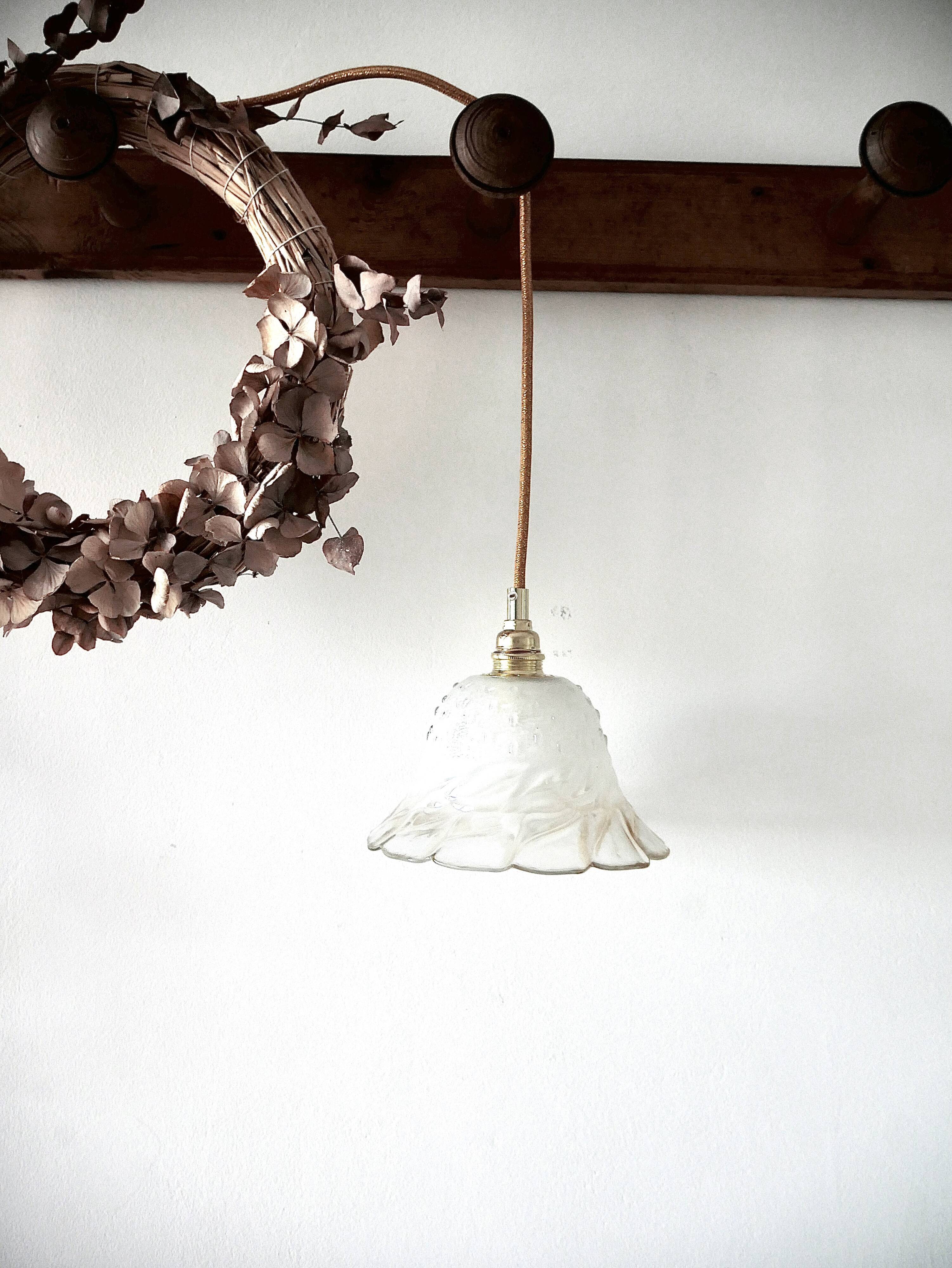 Old flying tulip walker