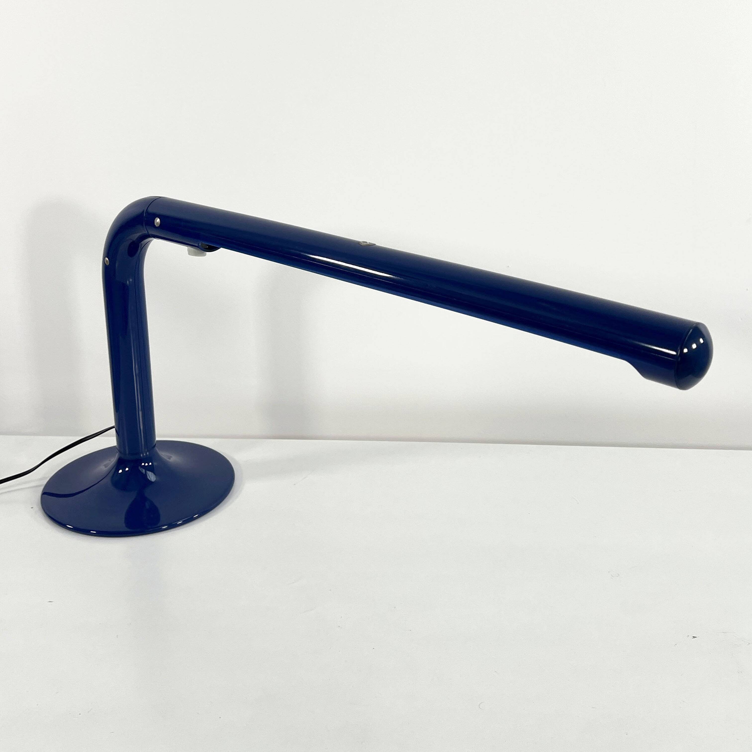 Lampe de table Tube bleue par Anders Pehrson pour Ateljé Lyktan, 1970