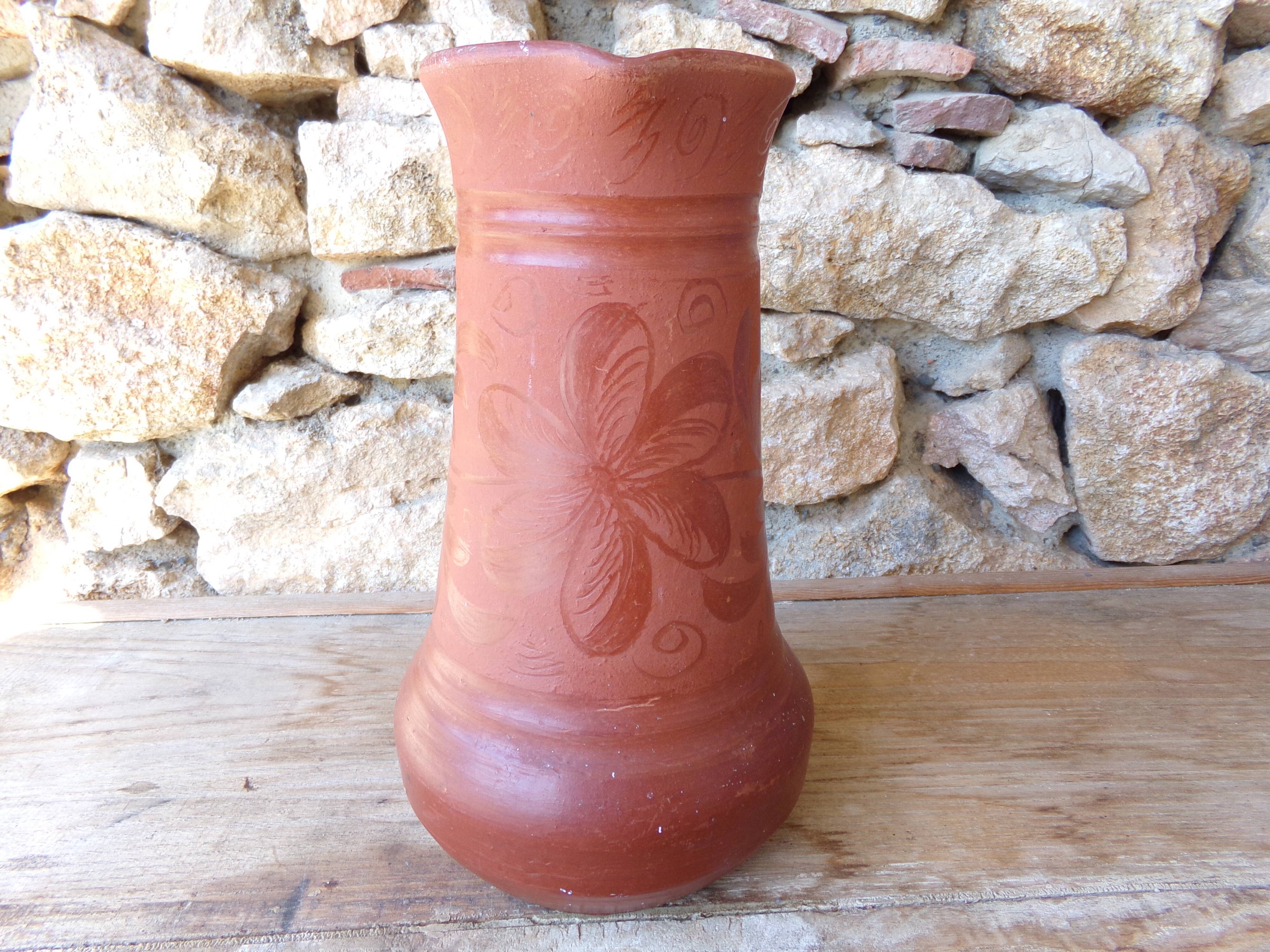 Terracotta terracotta pitcher