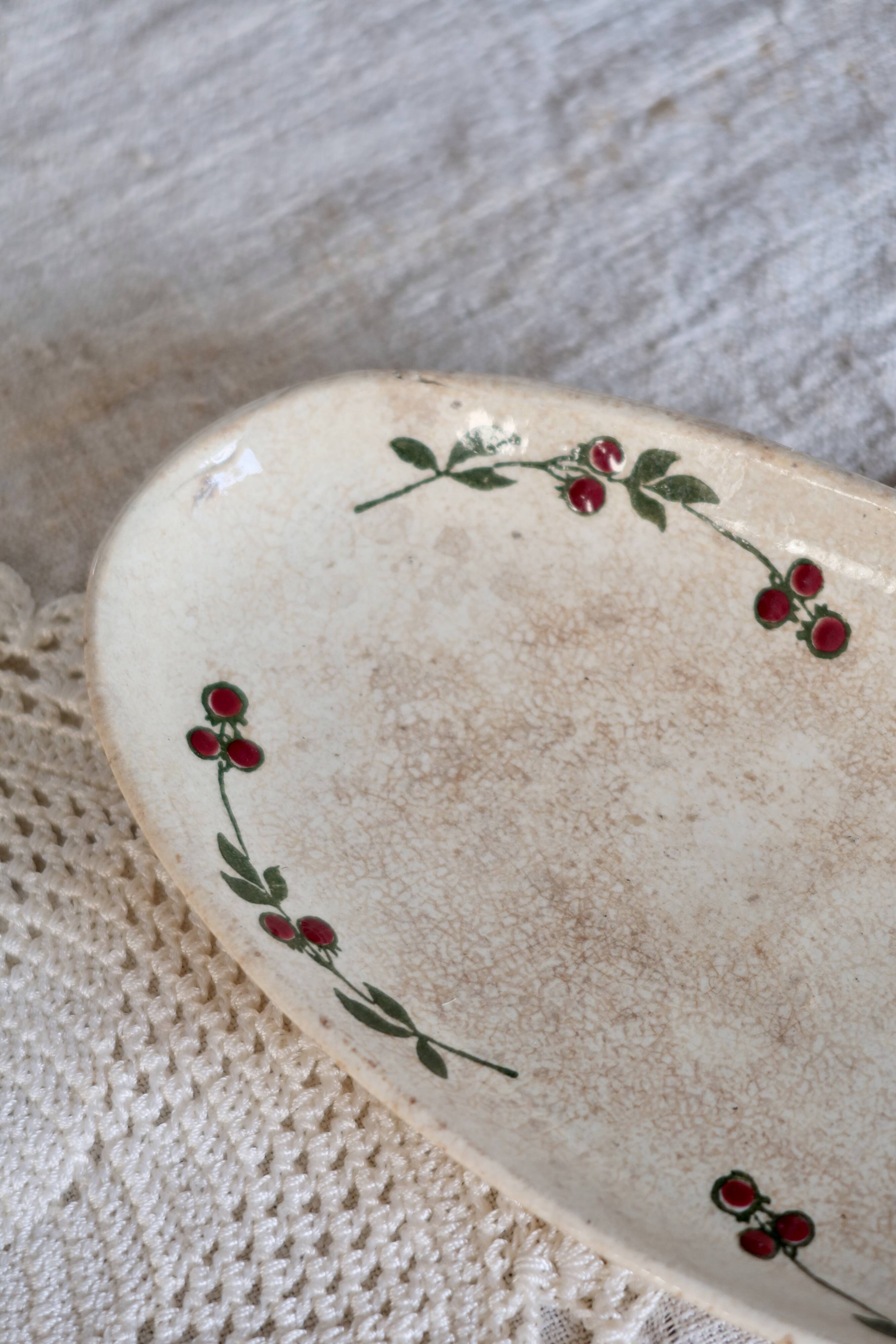 Antique oval ironstone dish – Somain – Sorbier model