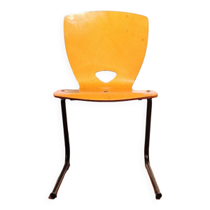 chaise de cantine vintage