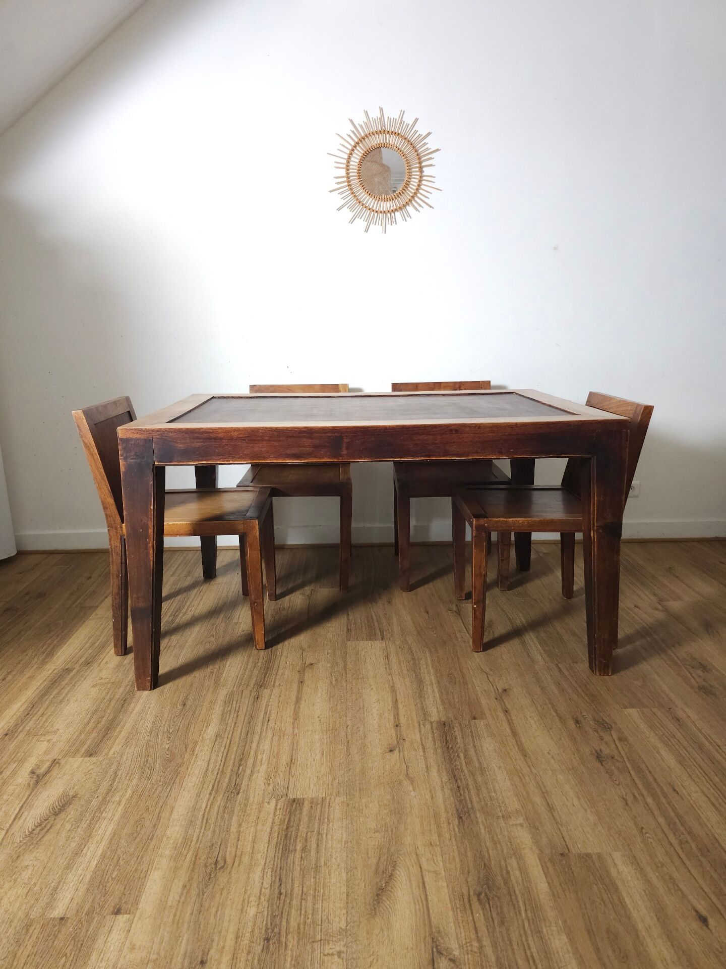 Rustic-Chic vintage design table