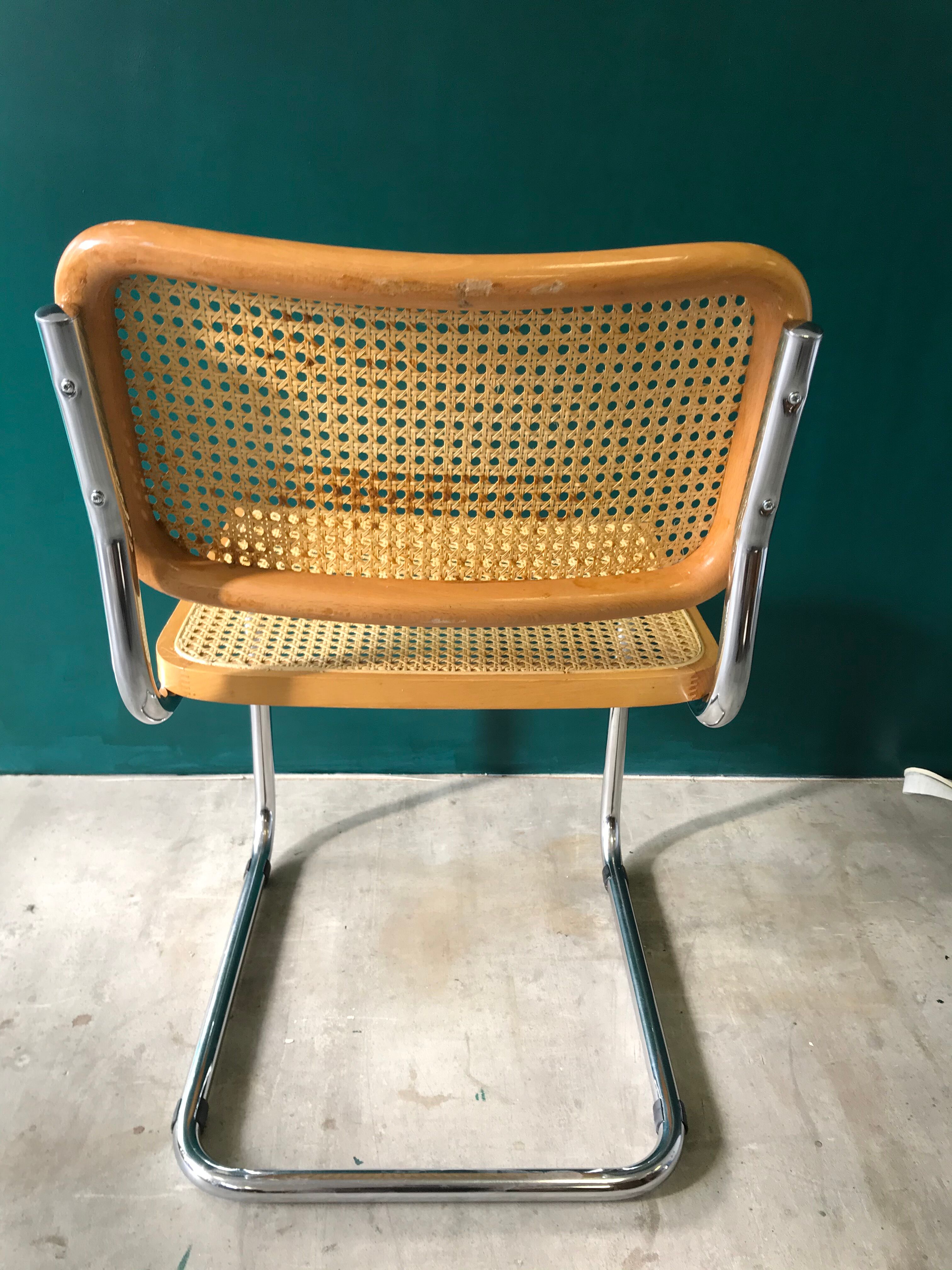Vintage B32 beech chair