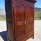 Armoire Louis Philippe en noyer massif