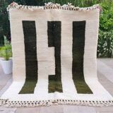 Fabulous personalised rug, authentic Moroccan rug, 150/250cm.