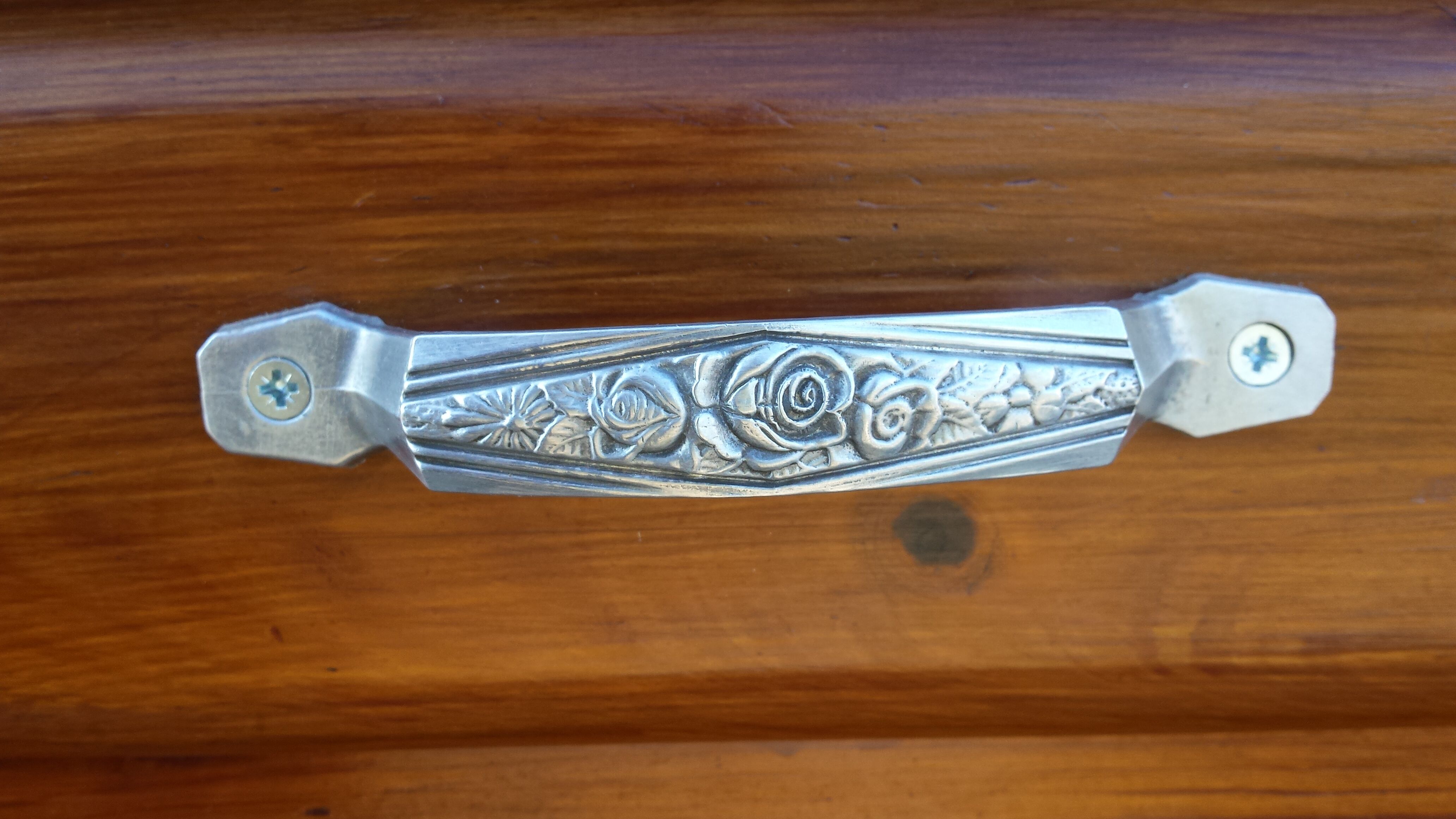 Mado buffet, wooden tray
