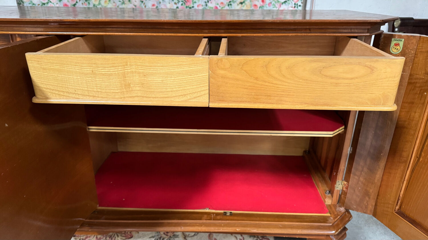 Mahogany and burl enfilade 1950/60