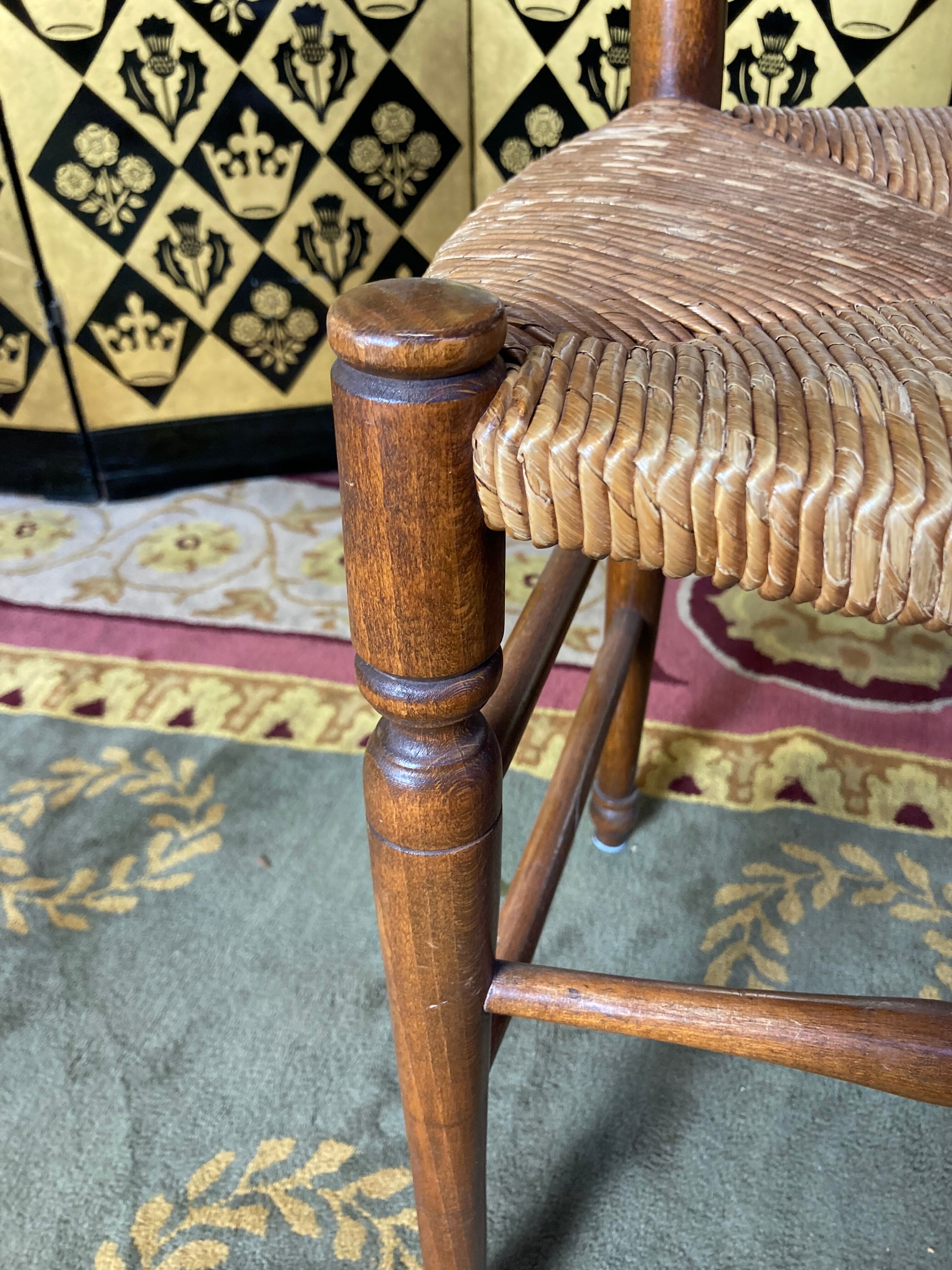 6 light beech mulched chairs