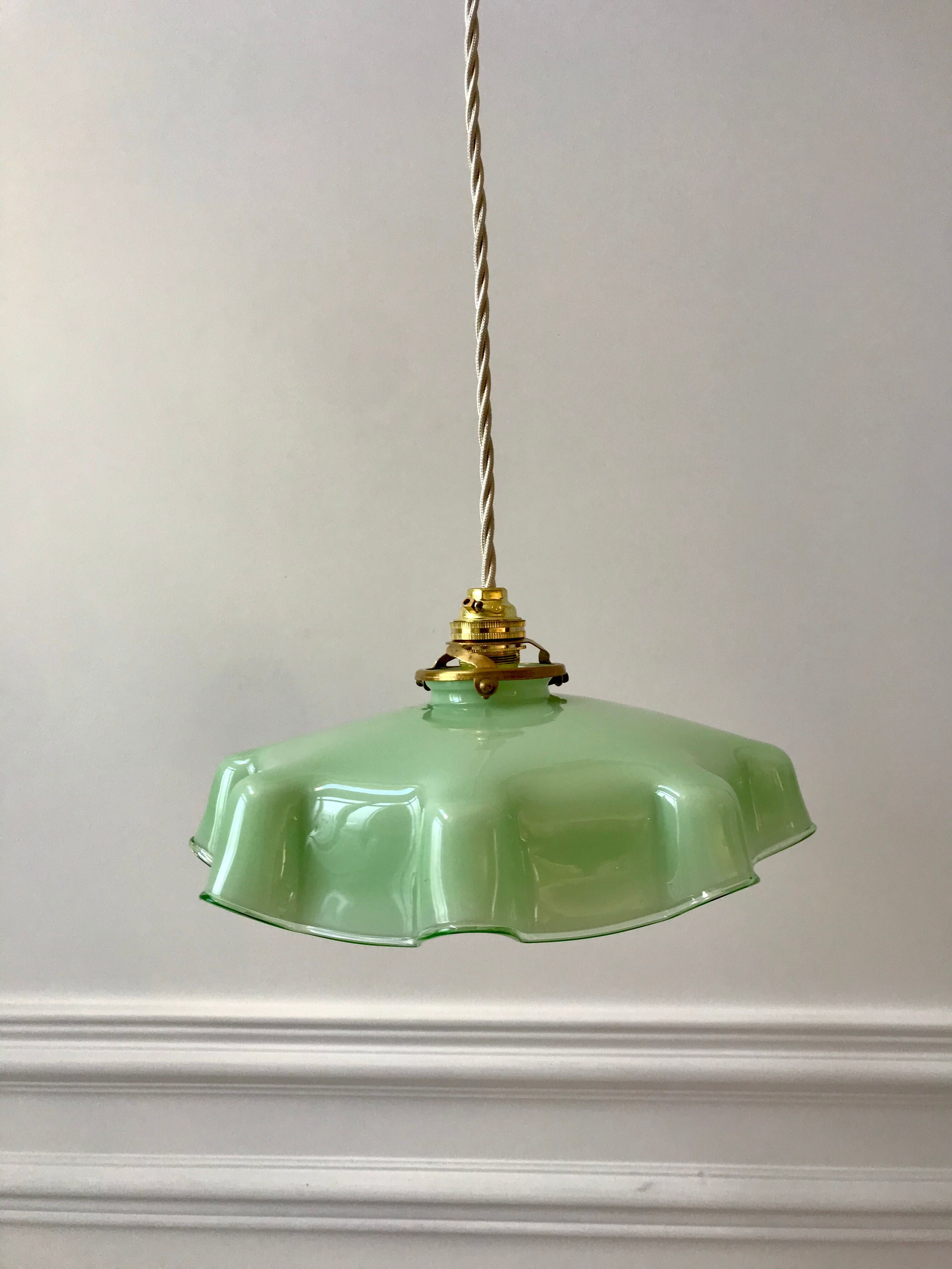 Suspension in opaline green sage years 40-50