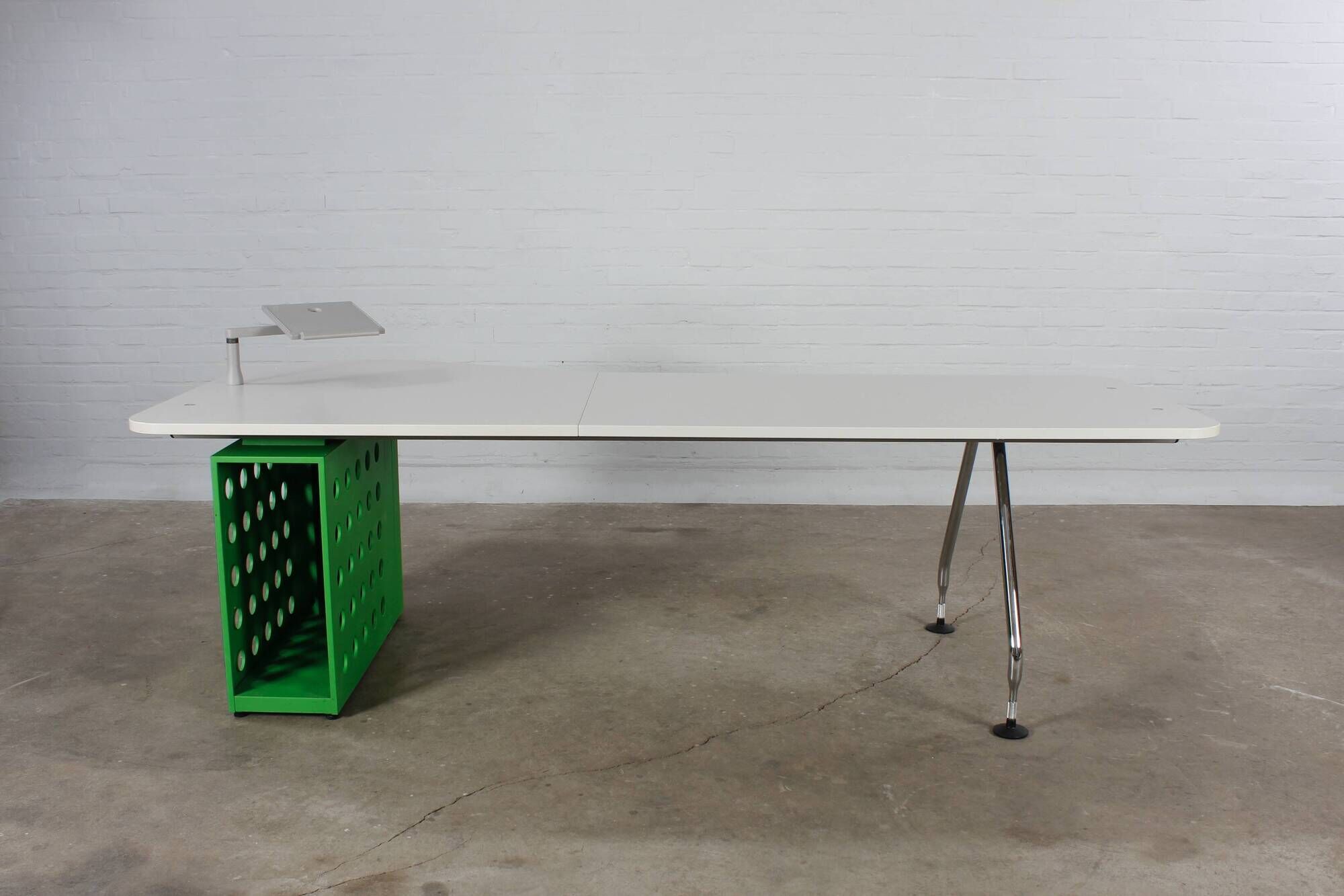 Vitra desk office table conference table Ad Hoc Citterio