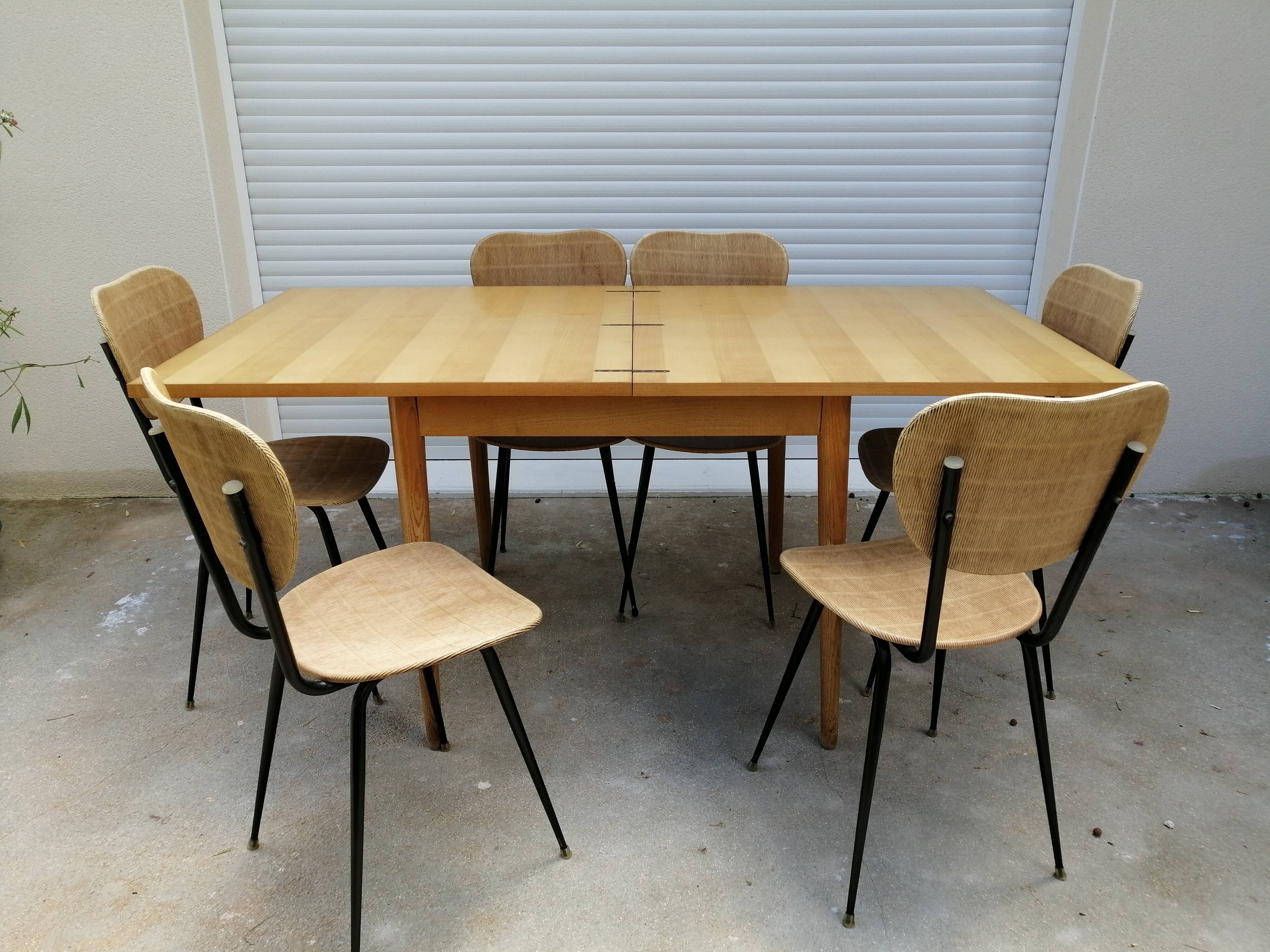 Table square portfolio 70s