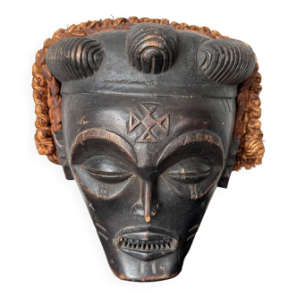 Masque tribal noir et orange