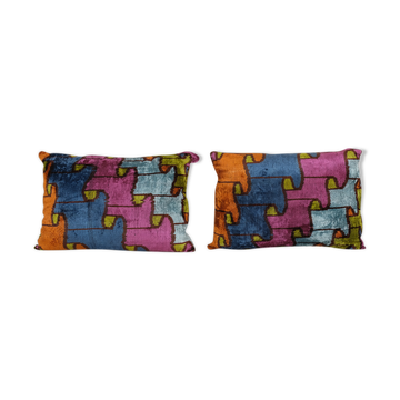 Pair of cushions