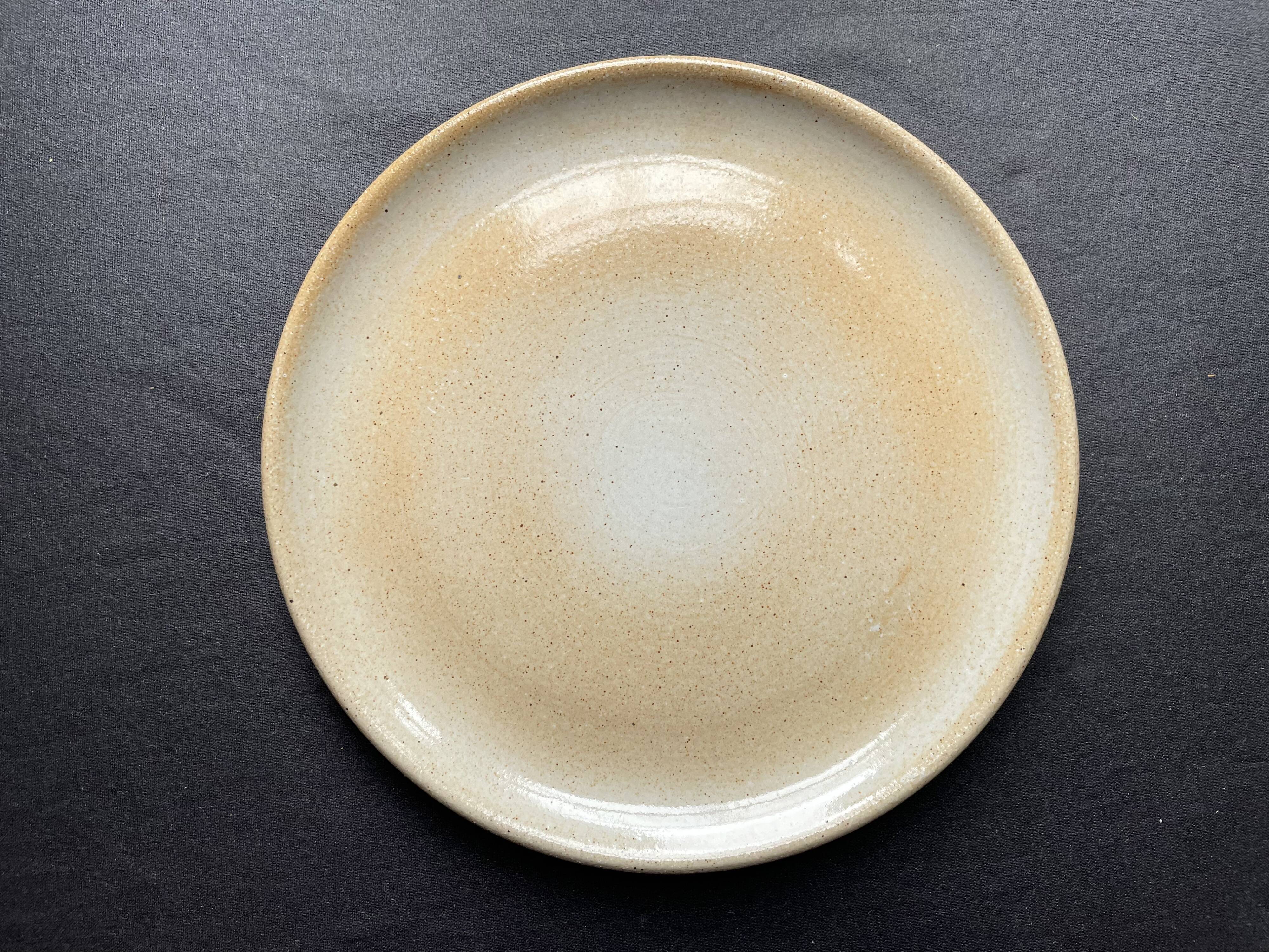 Dessert plates in Marais Sandstone