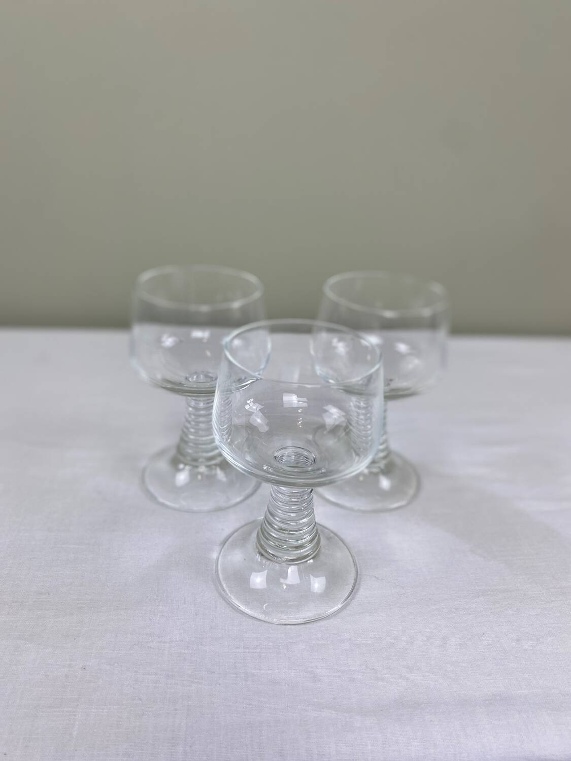 3 Roemer glasses