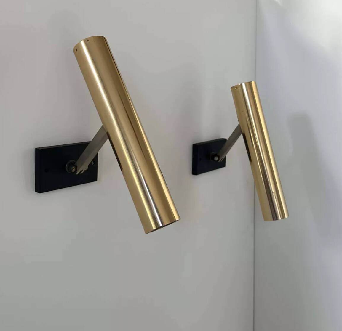 Pair of vintage modernist wall lights, brass, France 1970