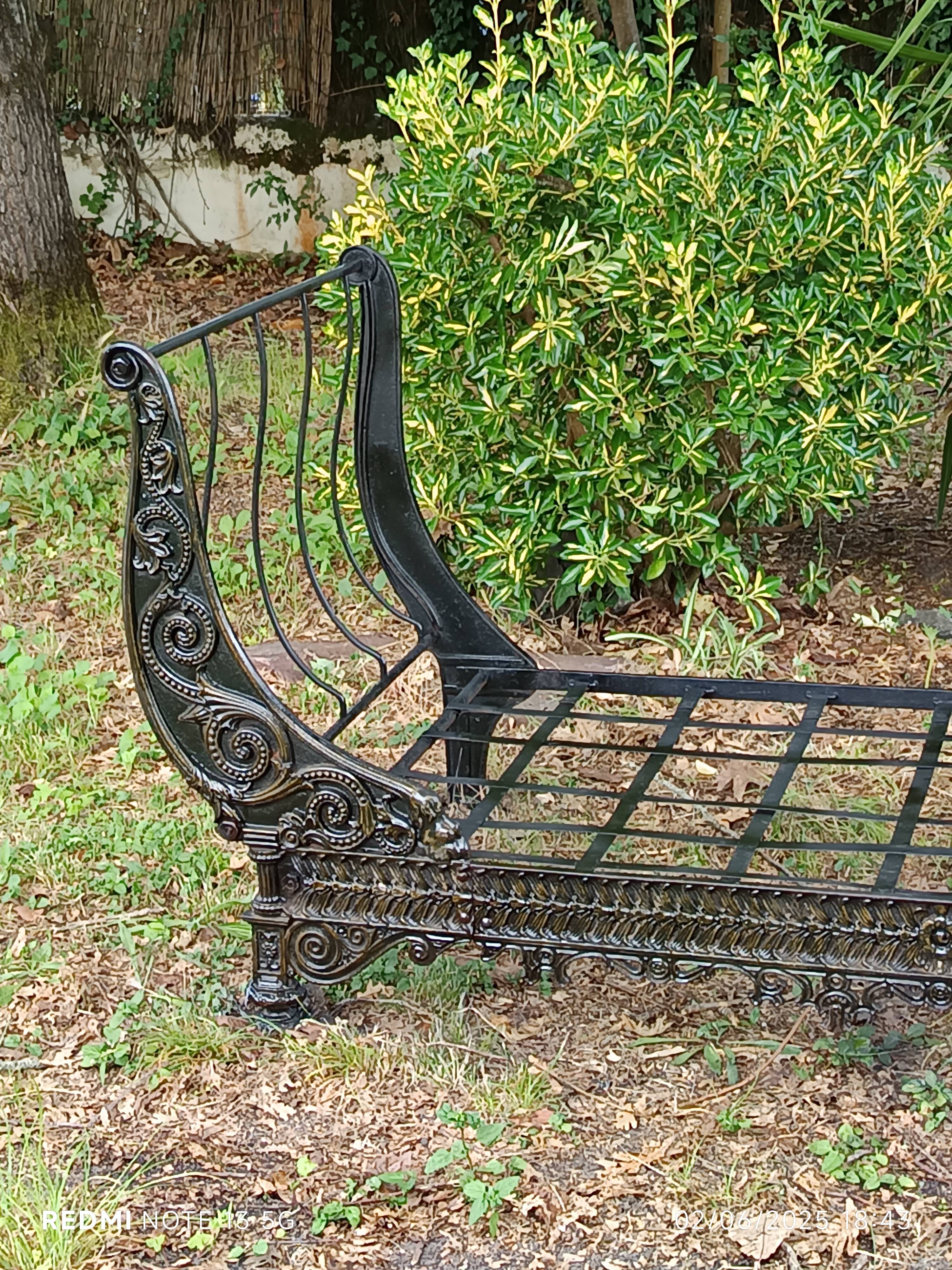 Bench, cast iron daybed, late 19th - early 20th century