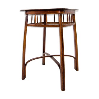 Table d’appoint par Gustav Siegel