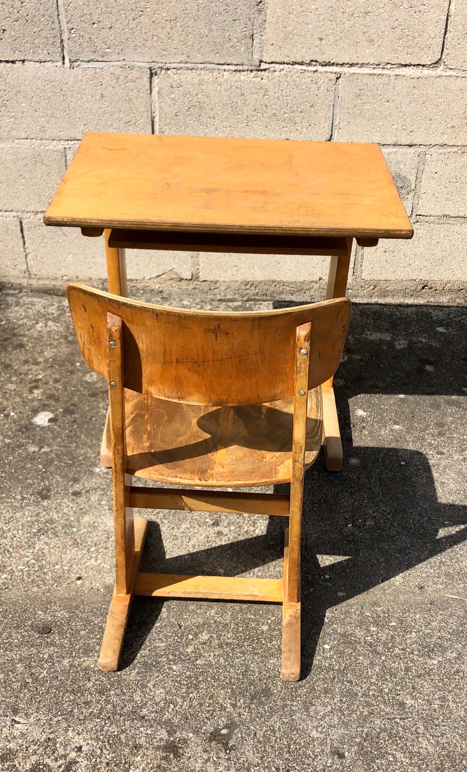 Bureau vintage enfant Casala avec chaise