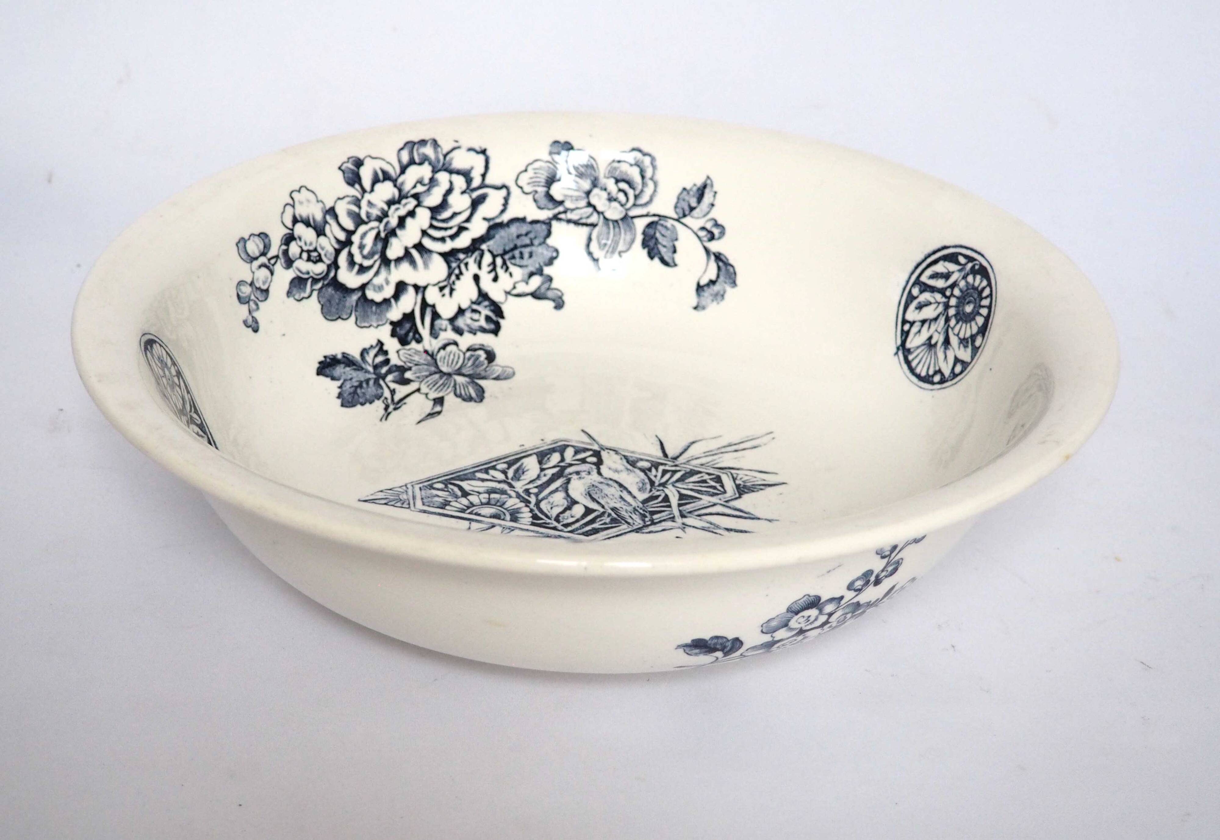 Large Albion Iron Earth Dish