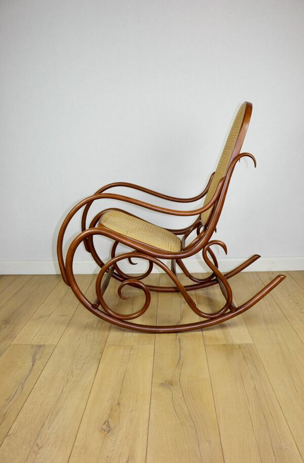 Chaise berçante sur patins, marron clair d'origine, années 1970 - parfaite comme neuve