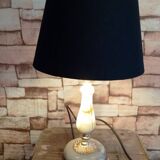 Sell a prestigious lamp made of genuine Onyx and chiselled gilded bronze.