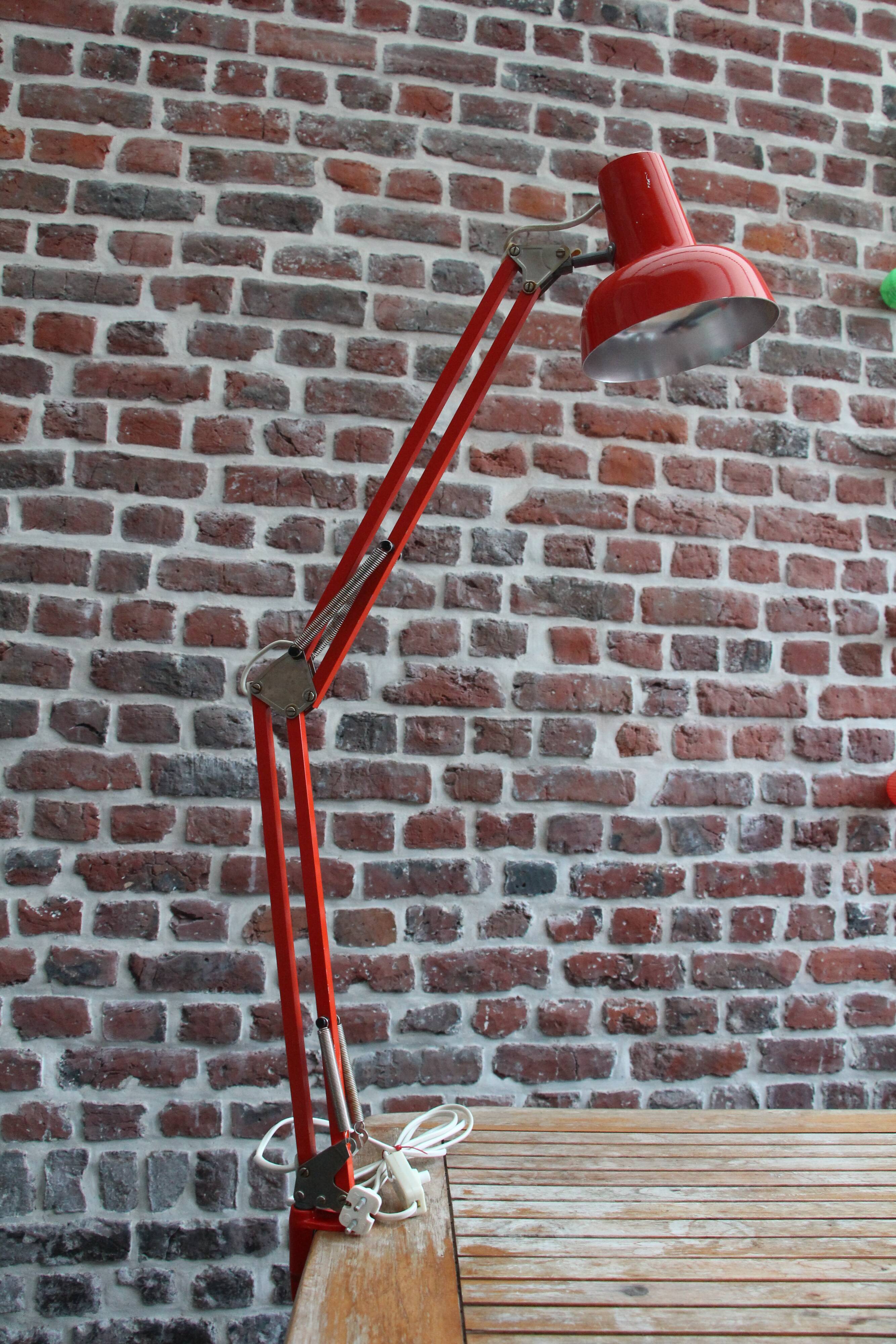 Architect lamp RDA red 70's